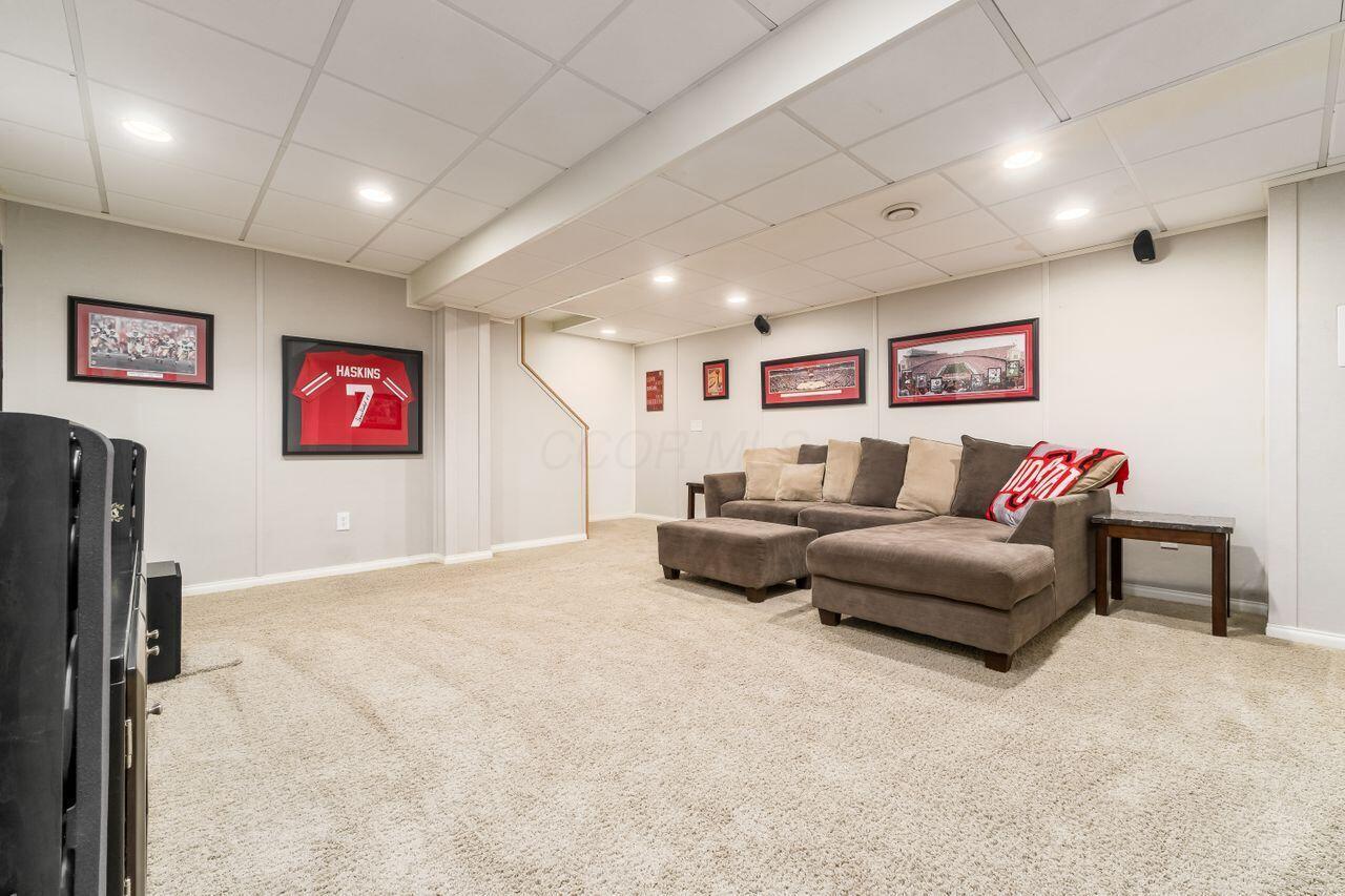 8096 Willow Brook Crossing Drive