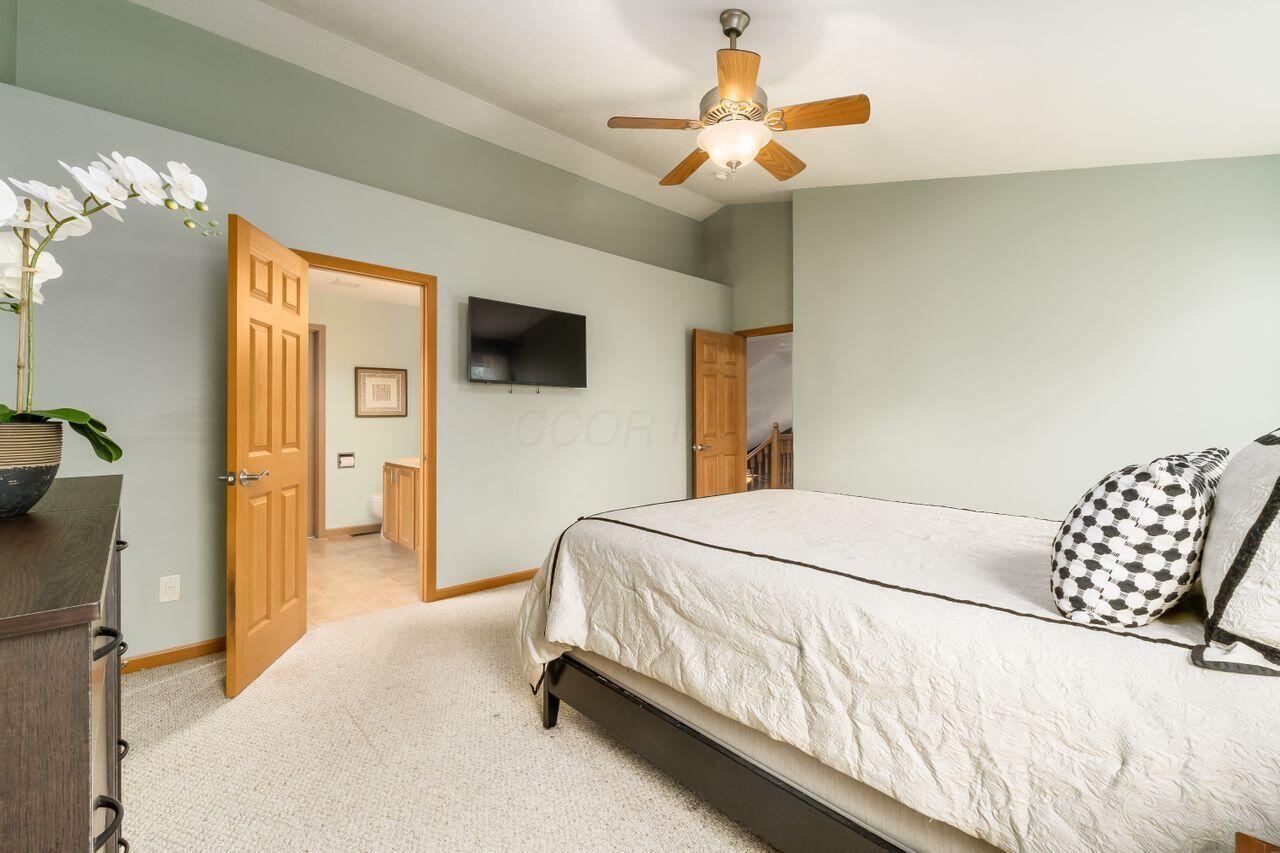 8096 Willow Brook Crossing Drive