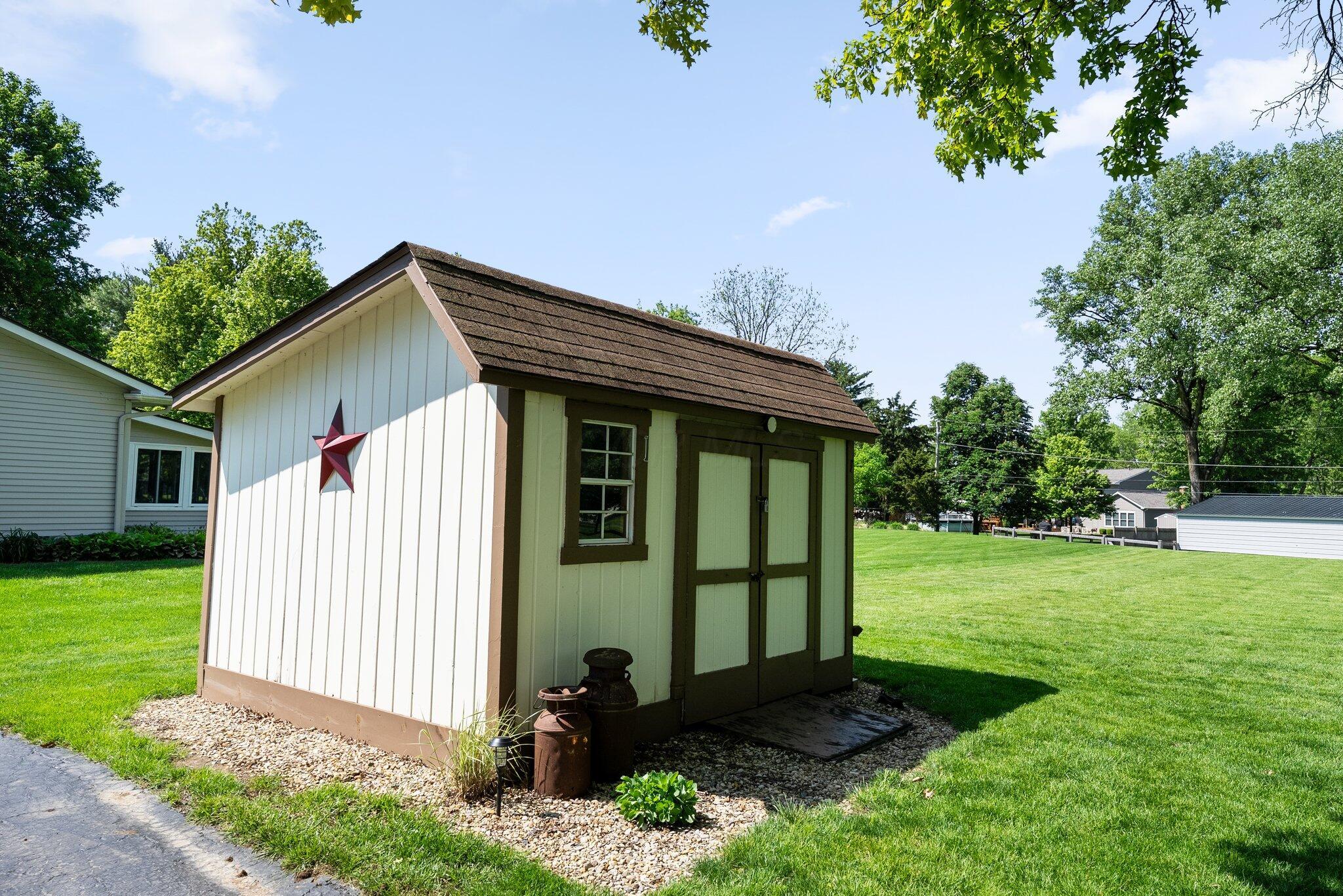 1837 Chimney Hill Court