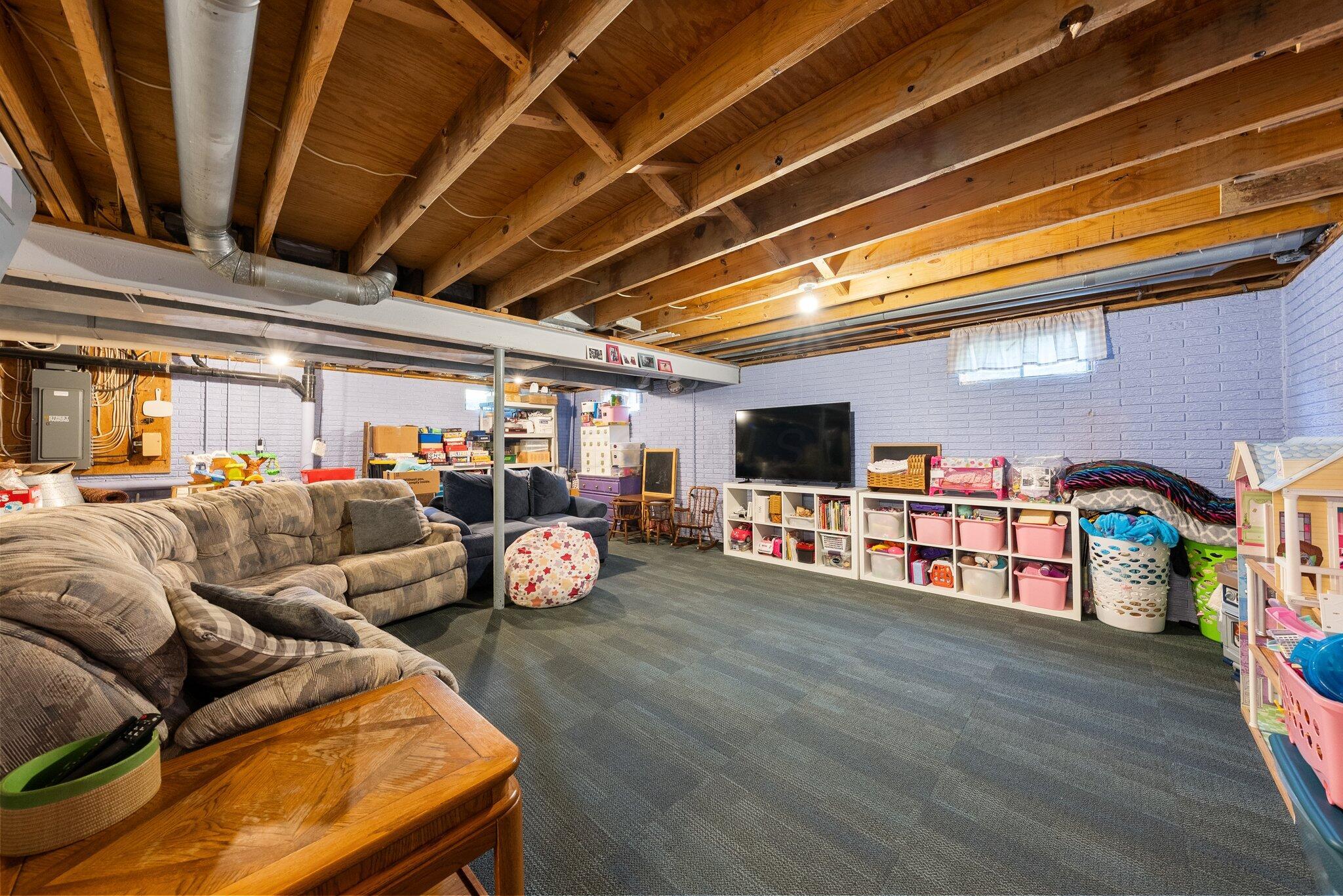 1837 Chimney Hill Court