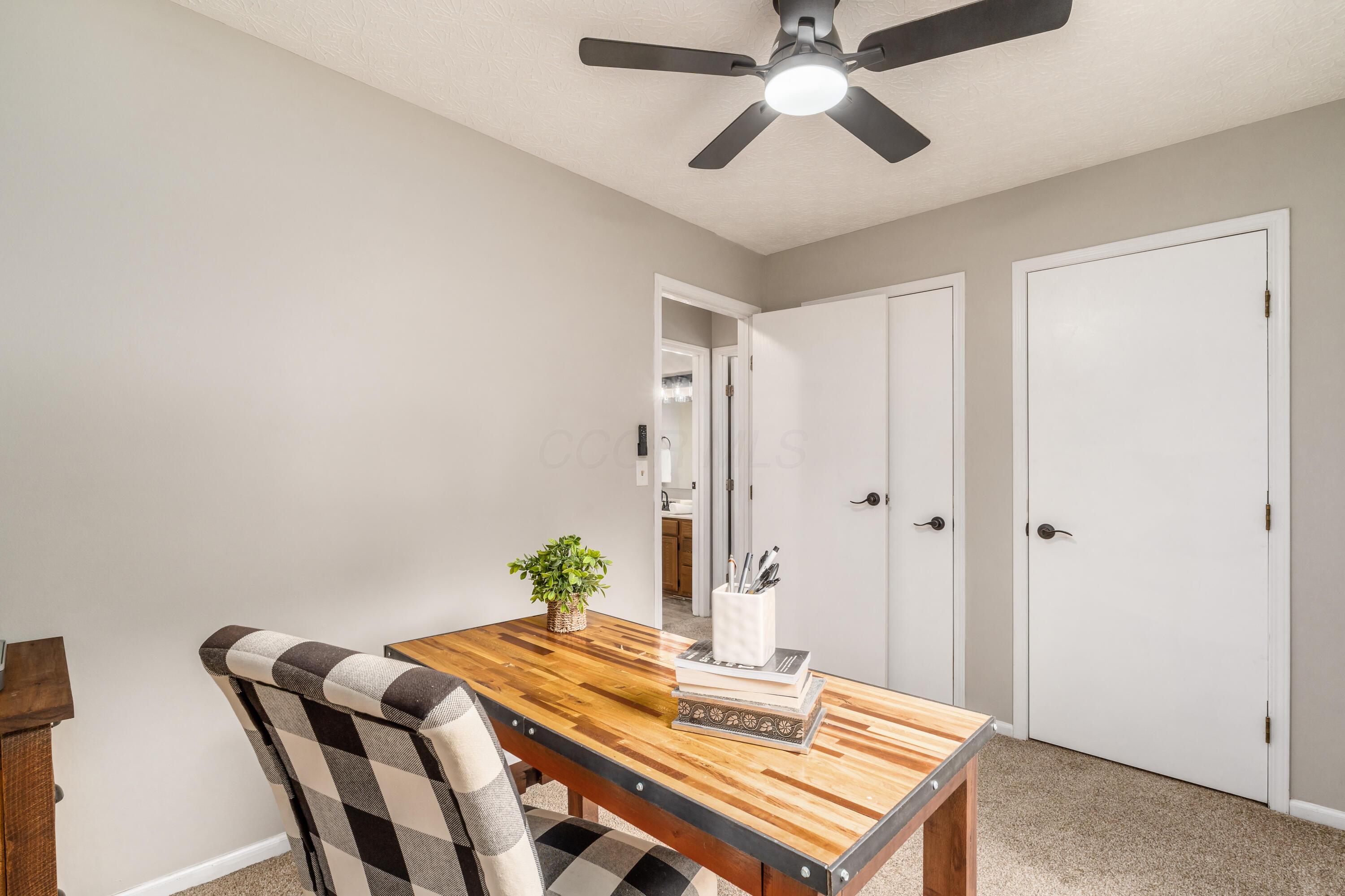 4768 Big Walnutview Court