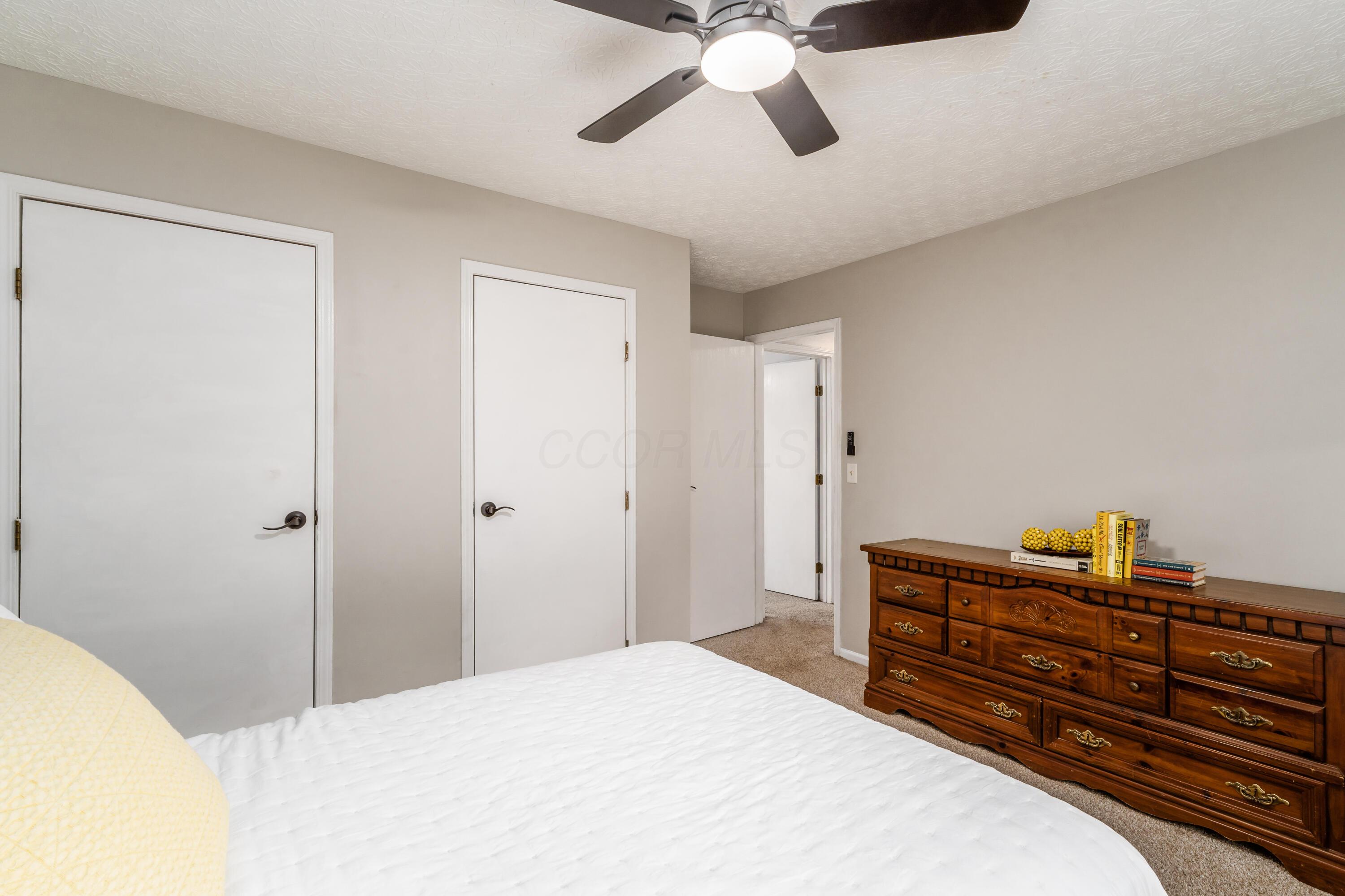 4768 Big Walnutview Court