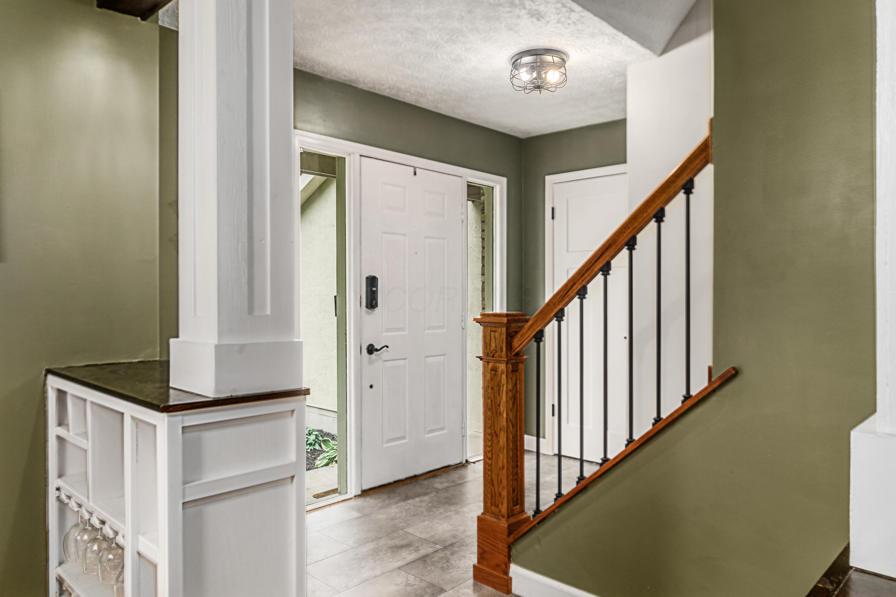 4768 Big Walnutview Court