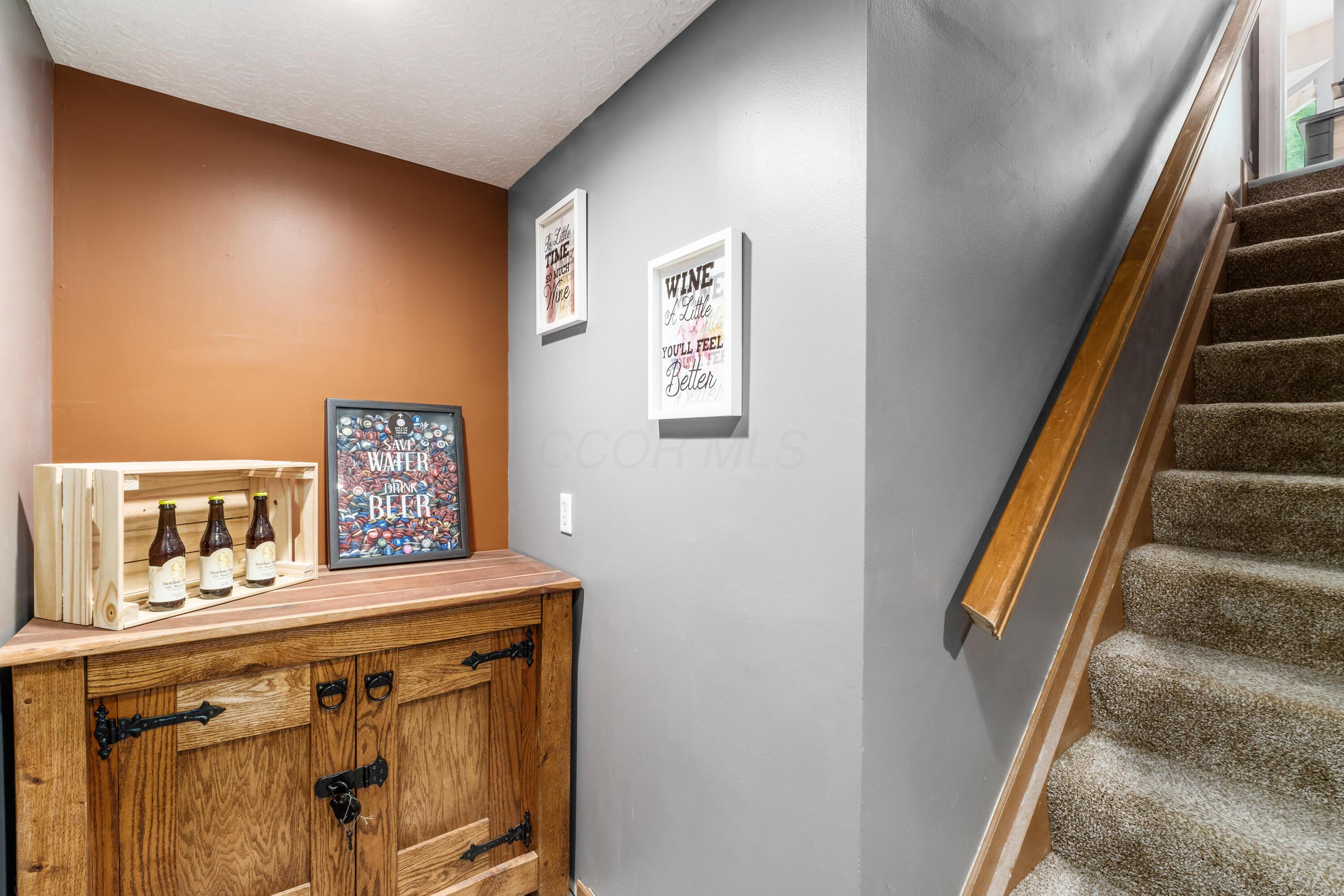 4768 Big Walnutview Court