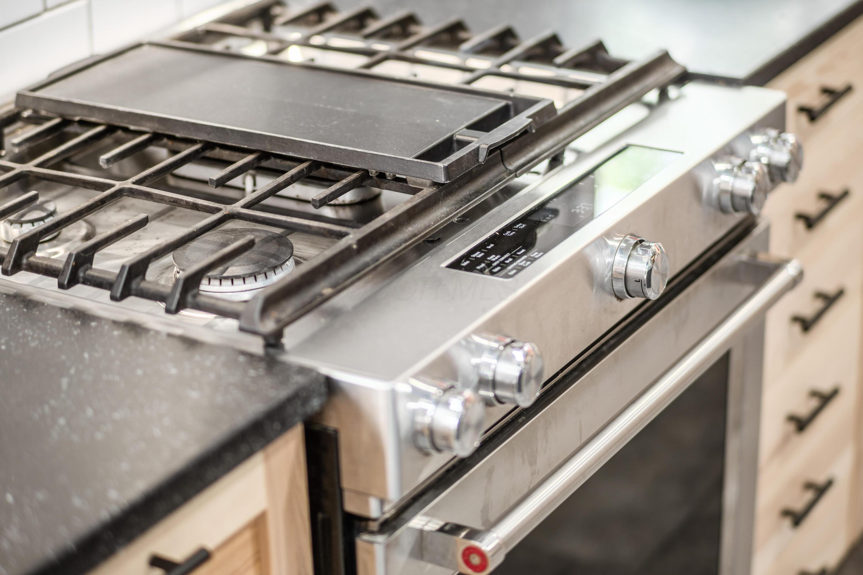 4768 Big Walnutview Court