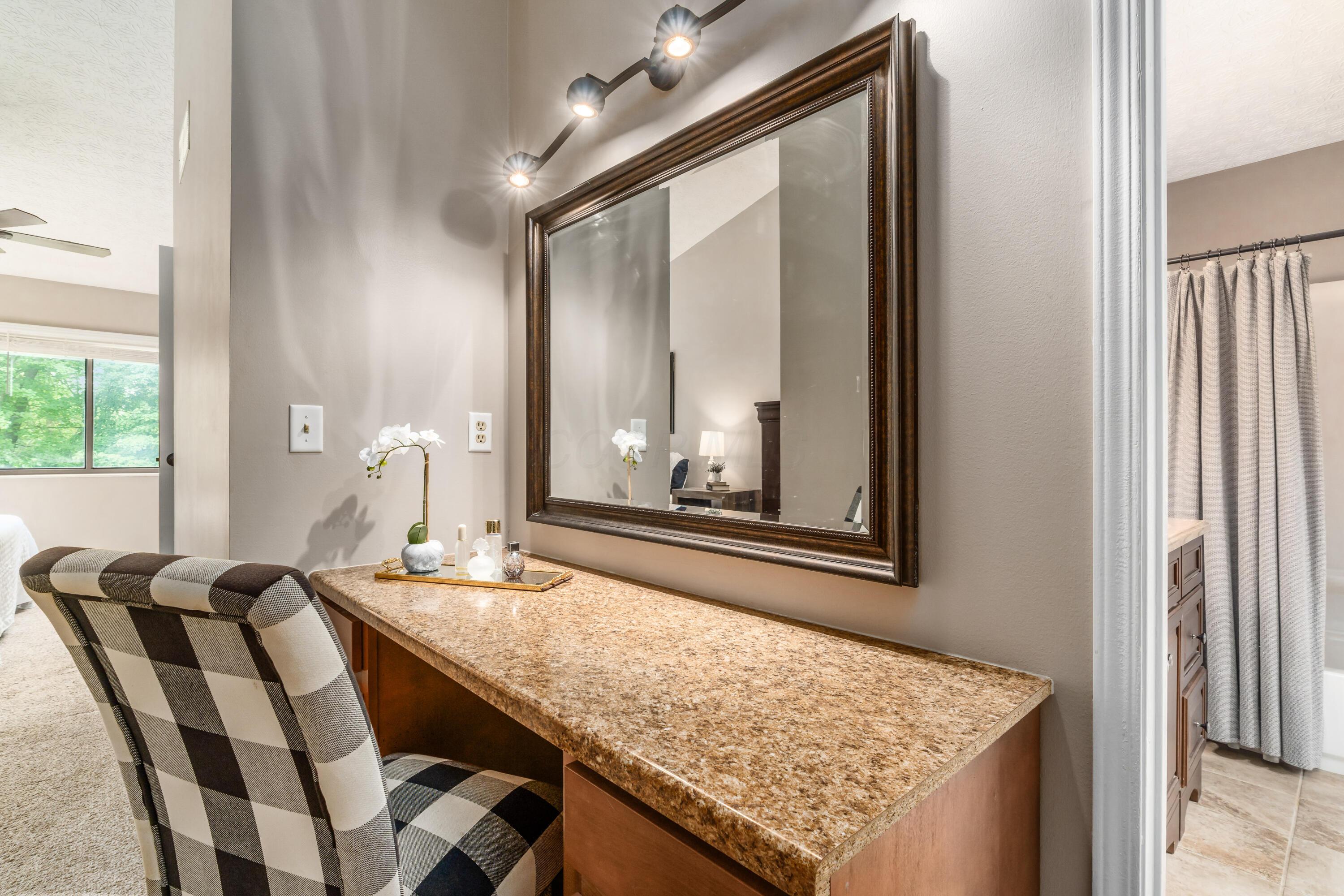 4768 Big Walnutview Court