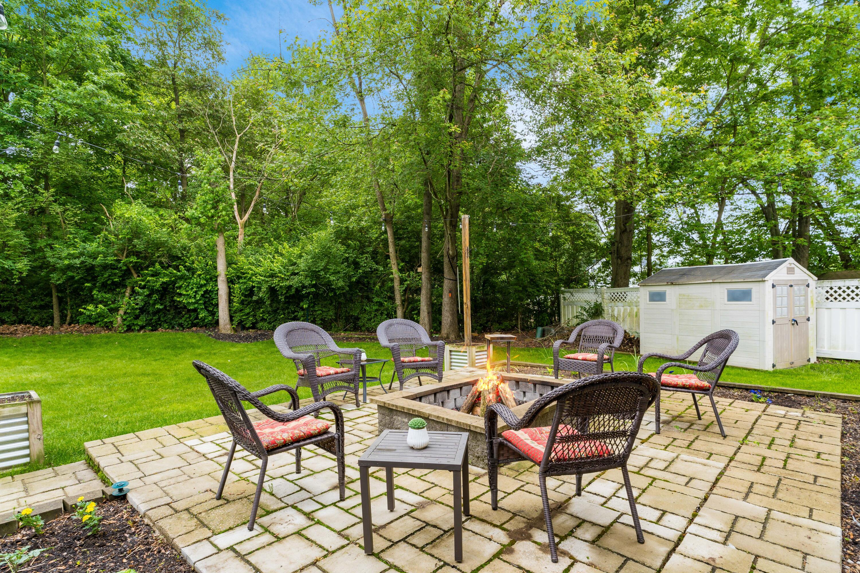 4768 Big Walnutview Court