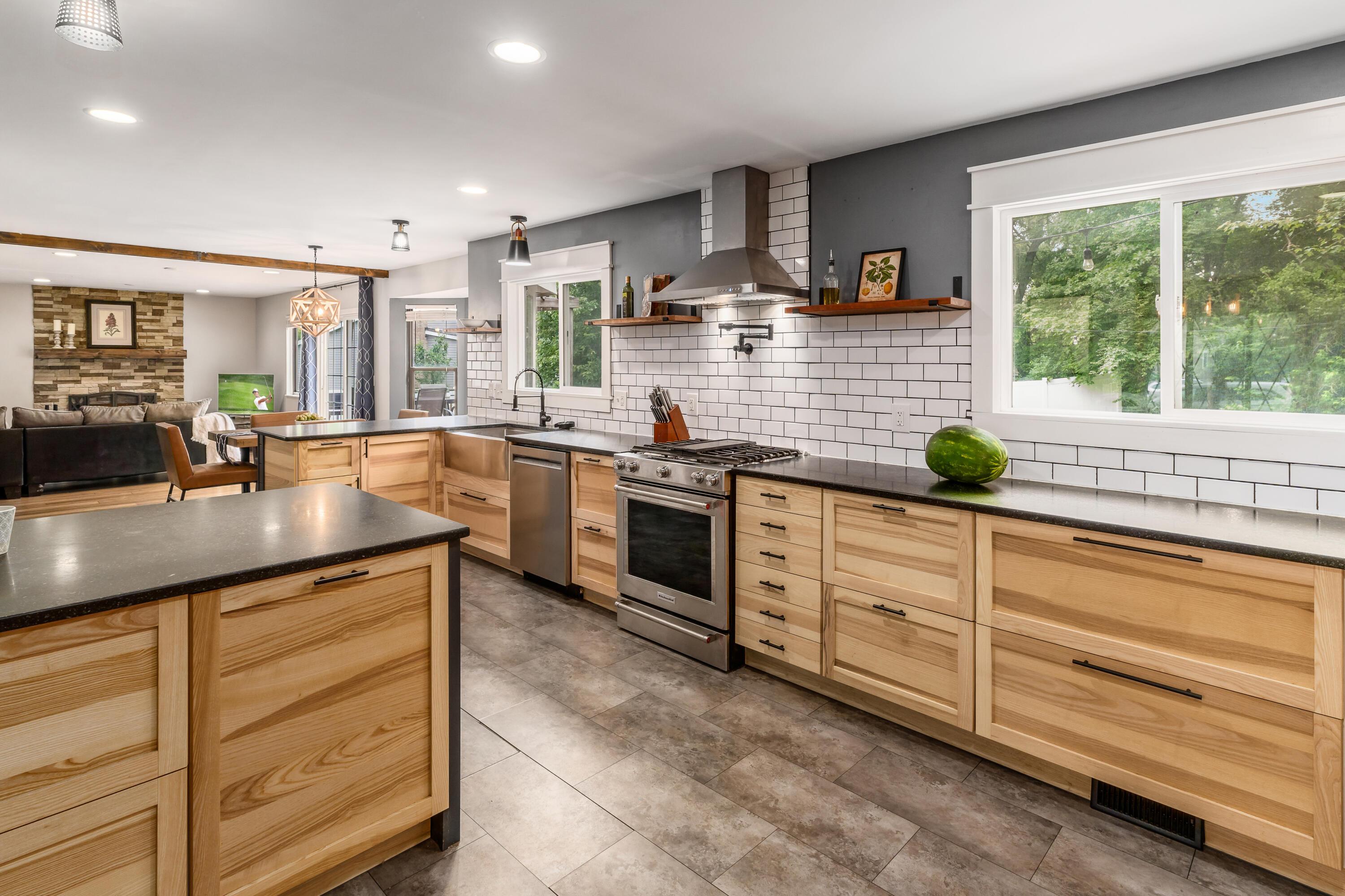 4768 Big Walnutview Court