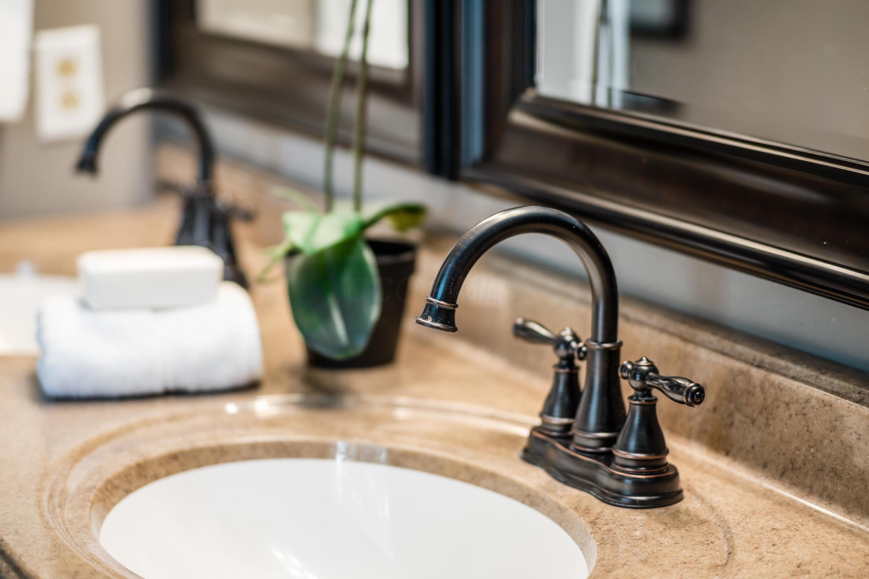 4768 Big Walnutview Court