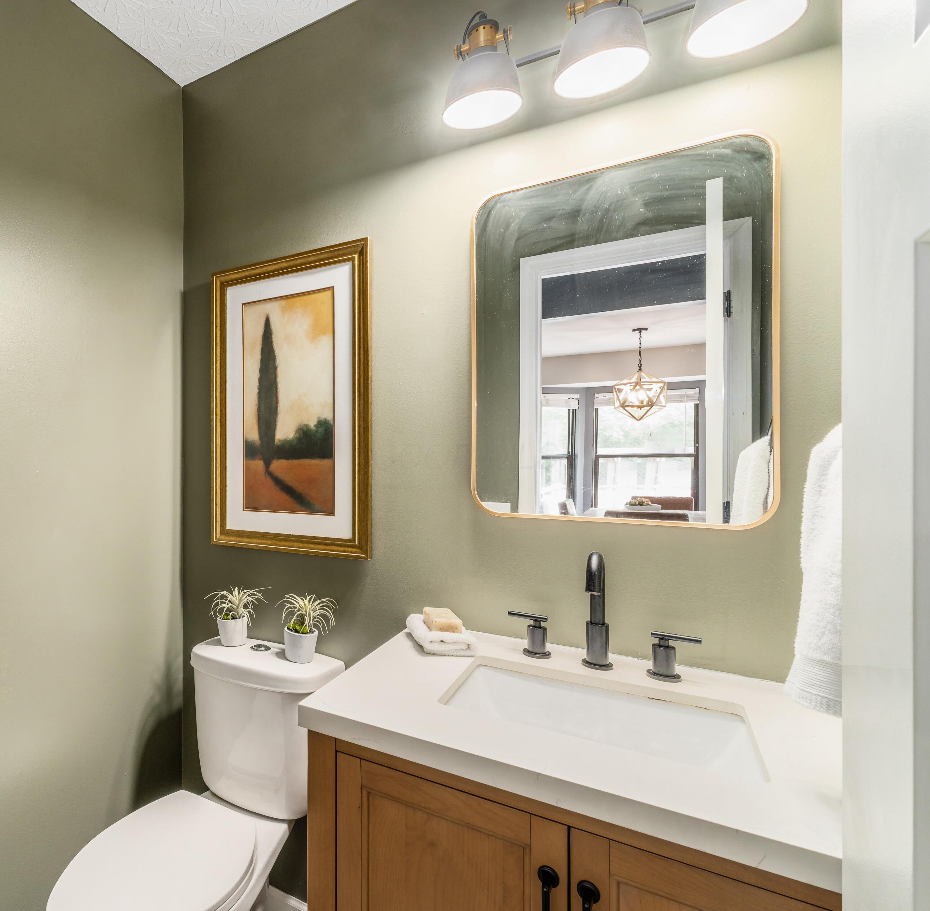 4768 Big Walnutview Court