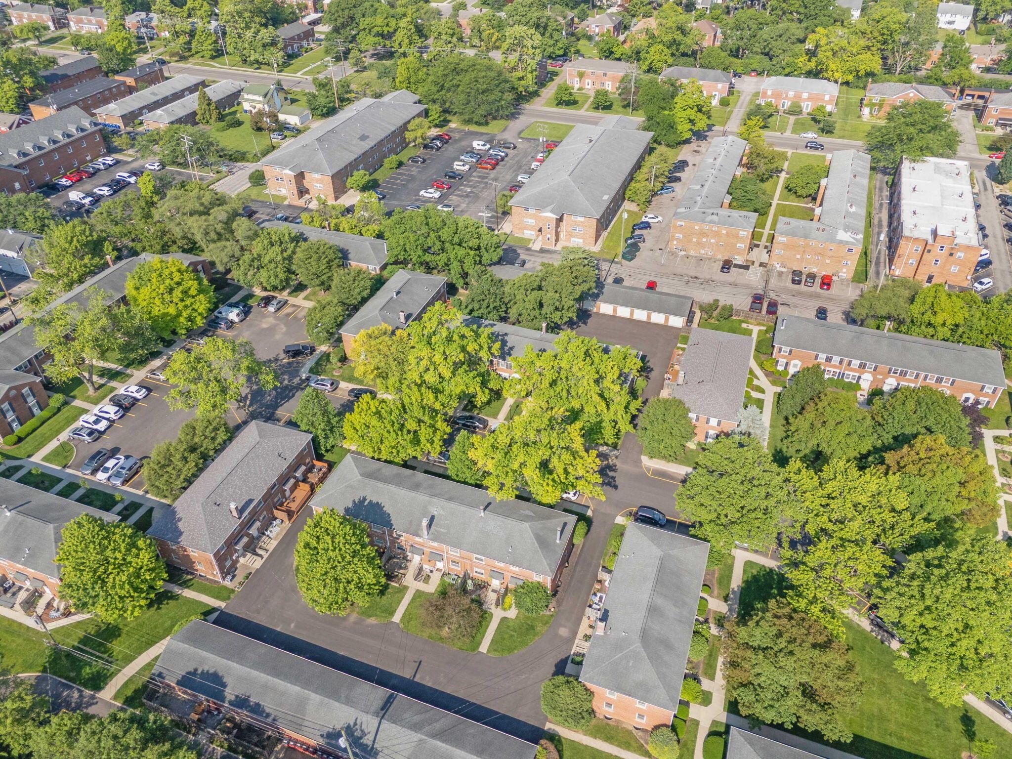 1809 Northwest Court, C