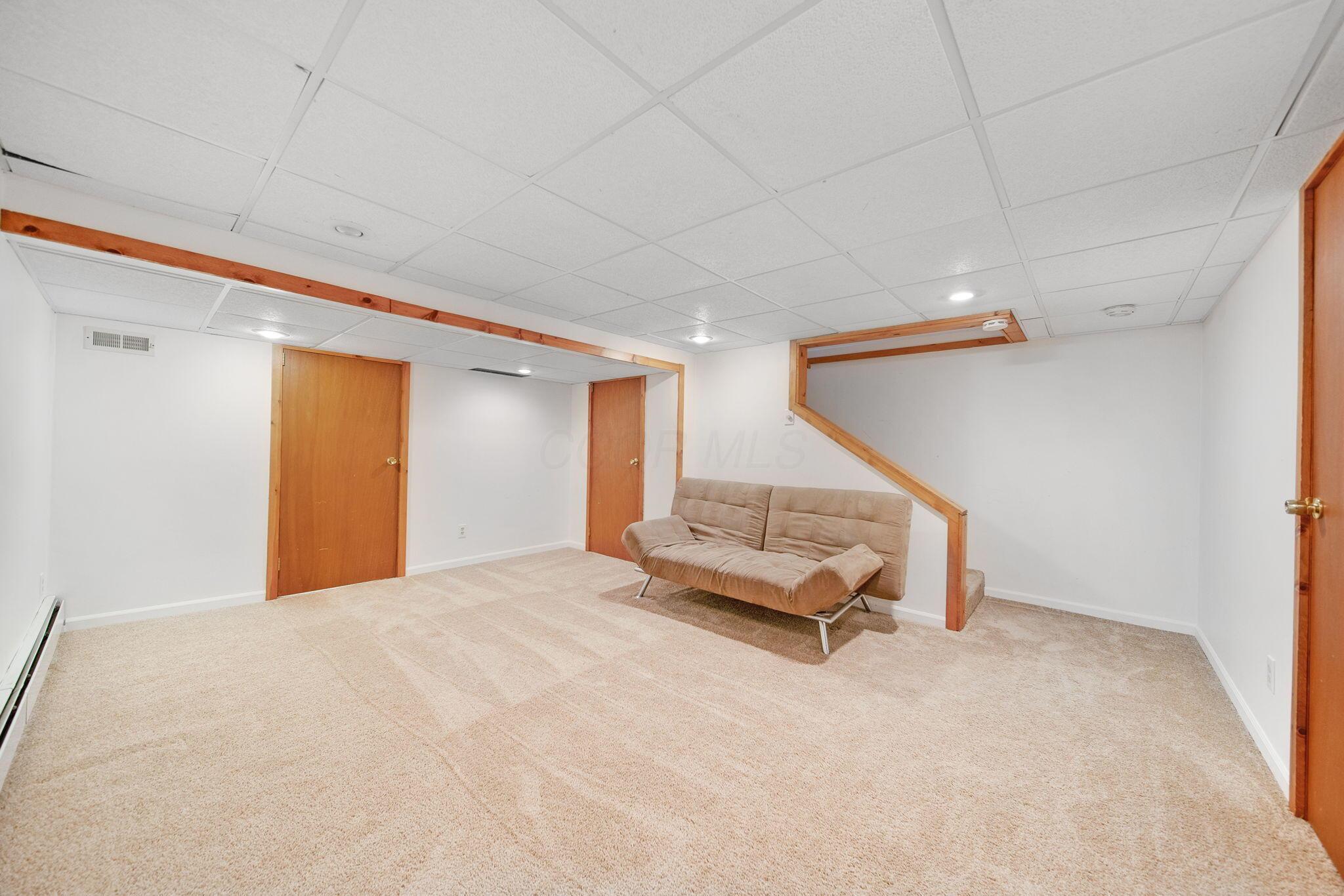 1809 Northwest Court, C