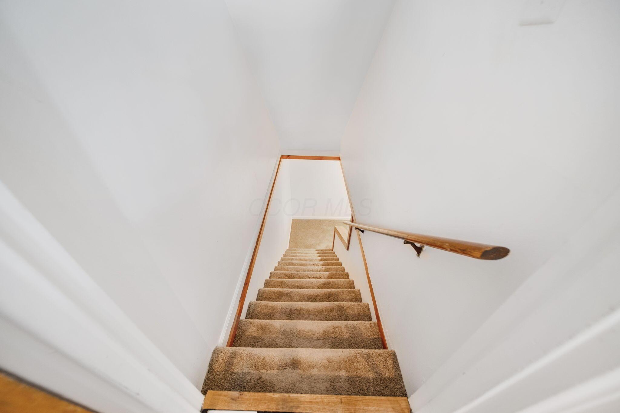 1809 Northwest Court, C