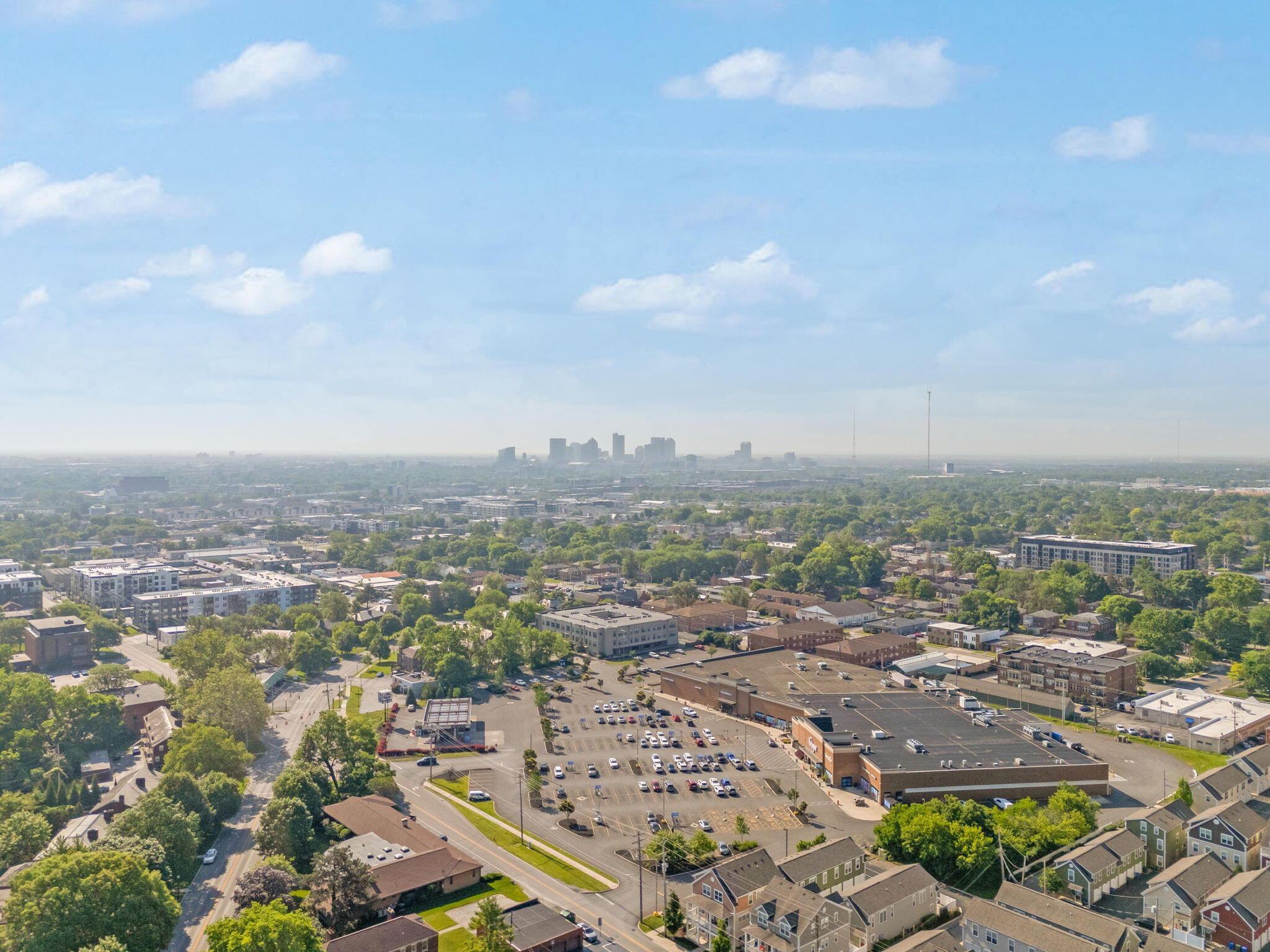 1809 Northwest Court, C