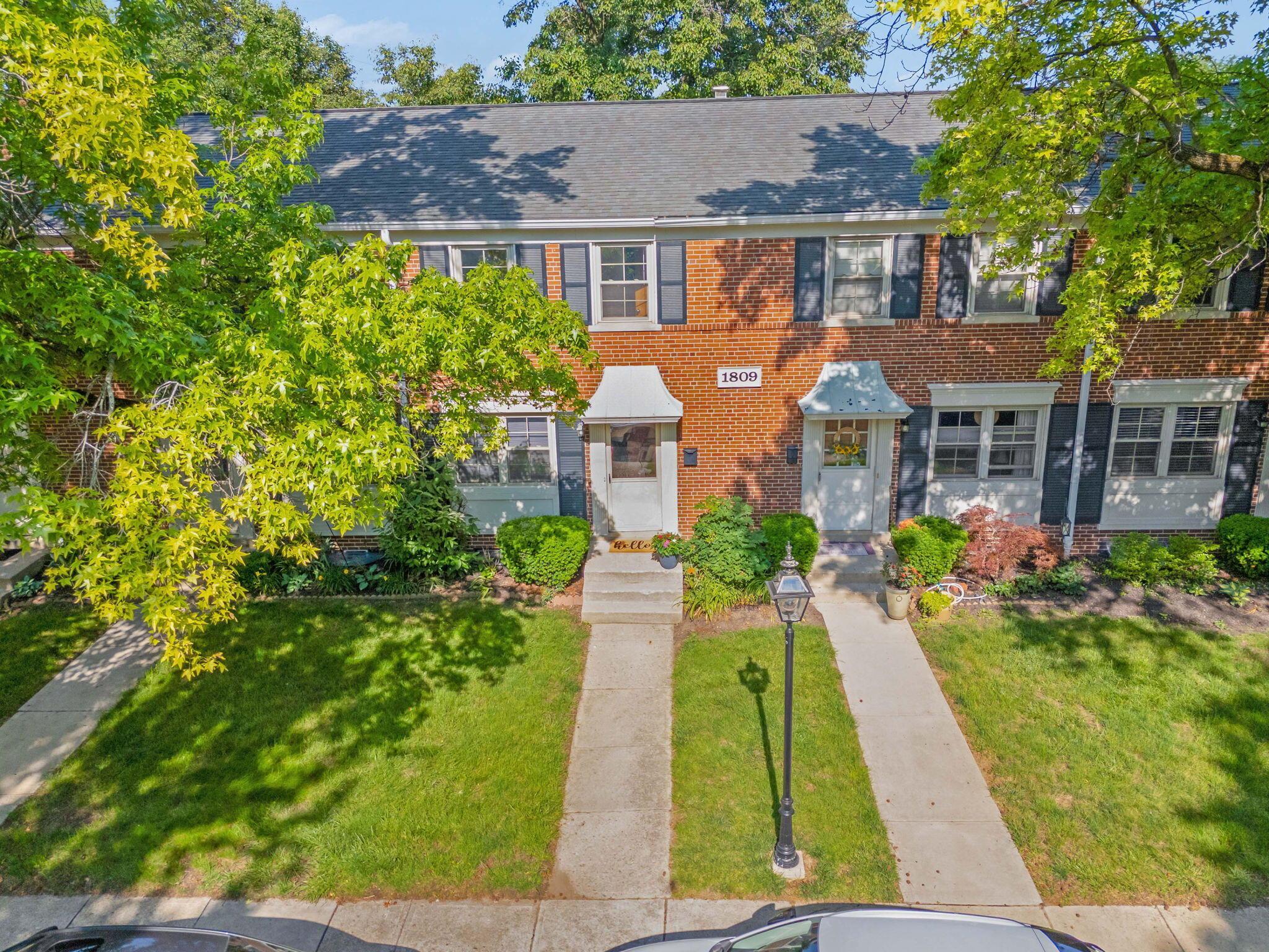 1809 Northwest Court, C