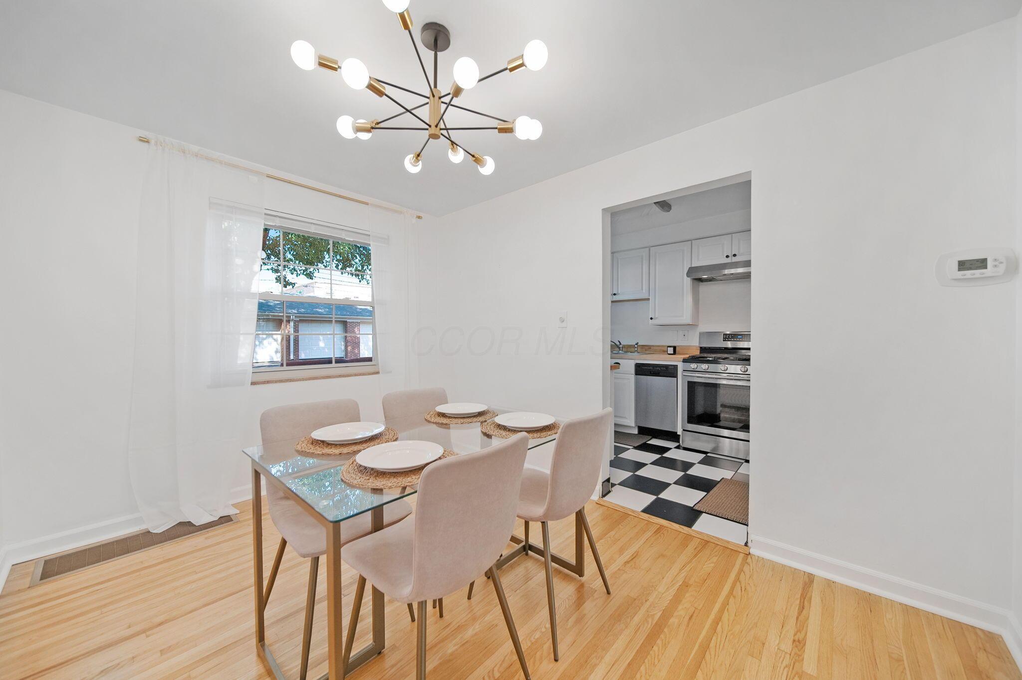 1809 Northwest Court, C