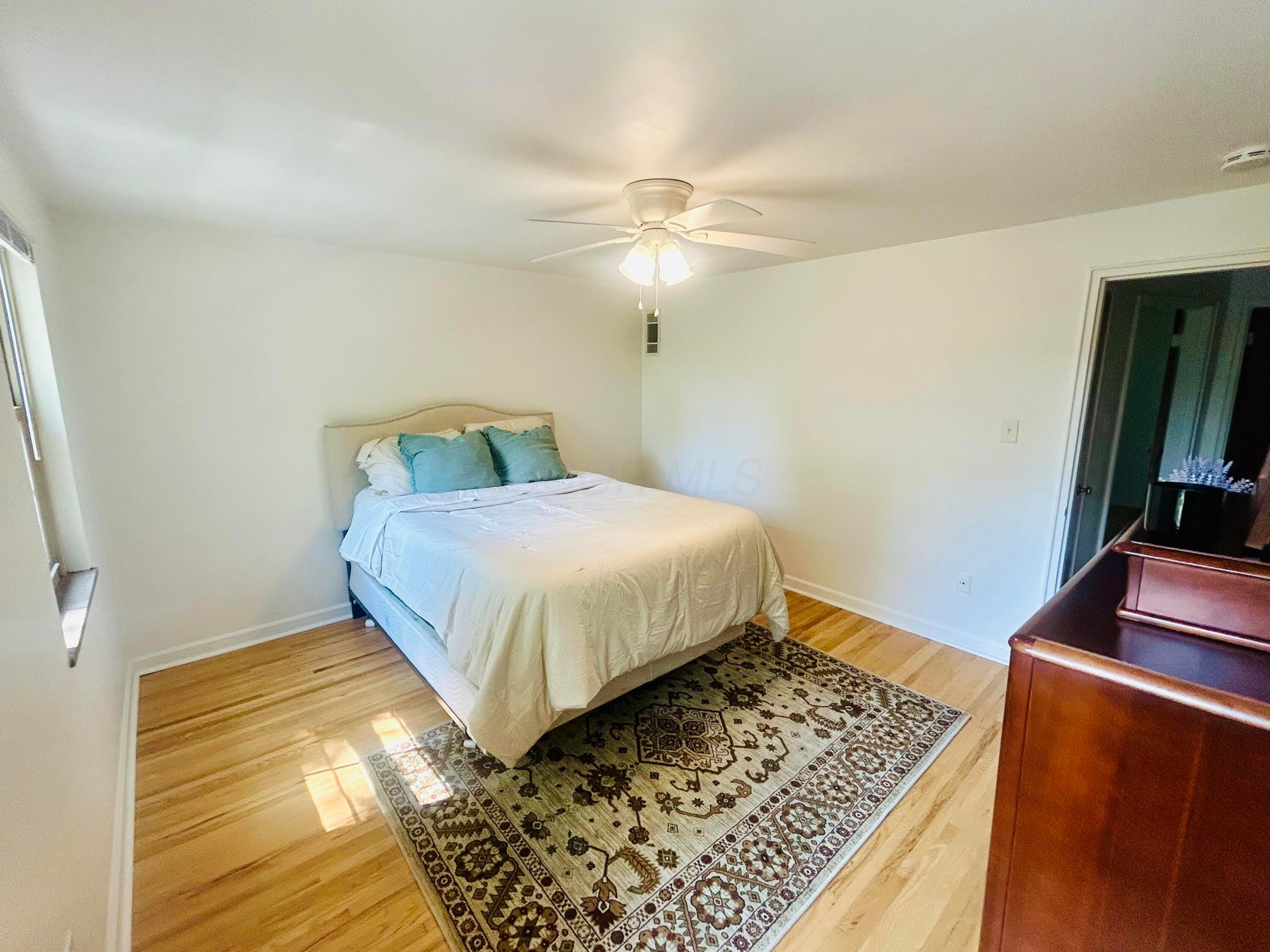 1809 Northwest Court, C