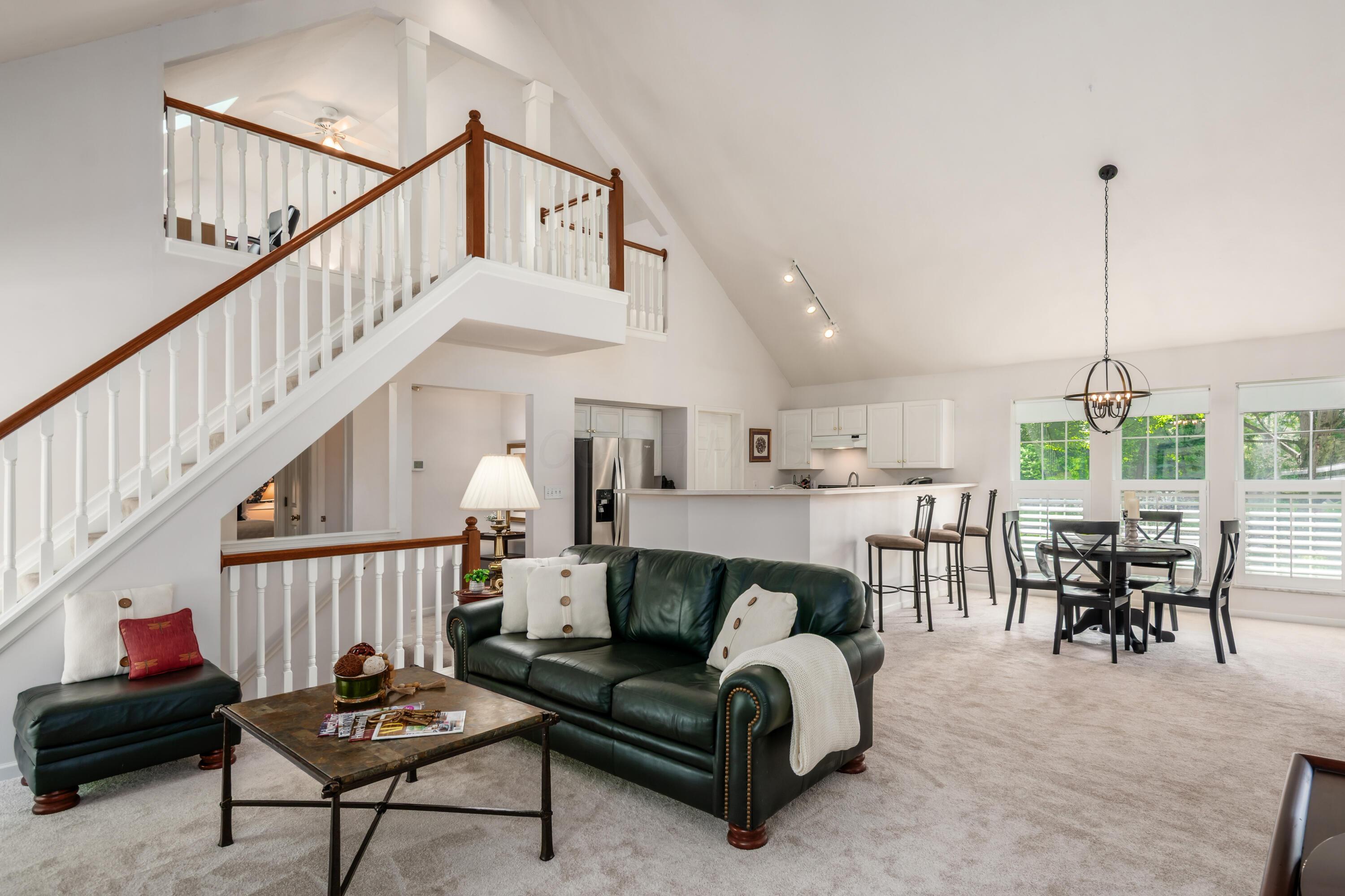 6611 Lower Lake Drive