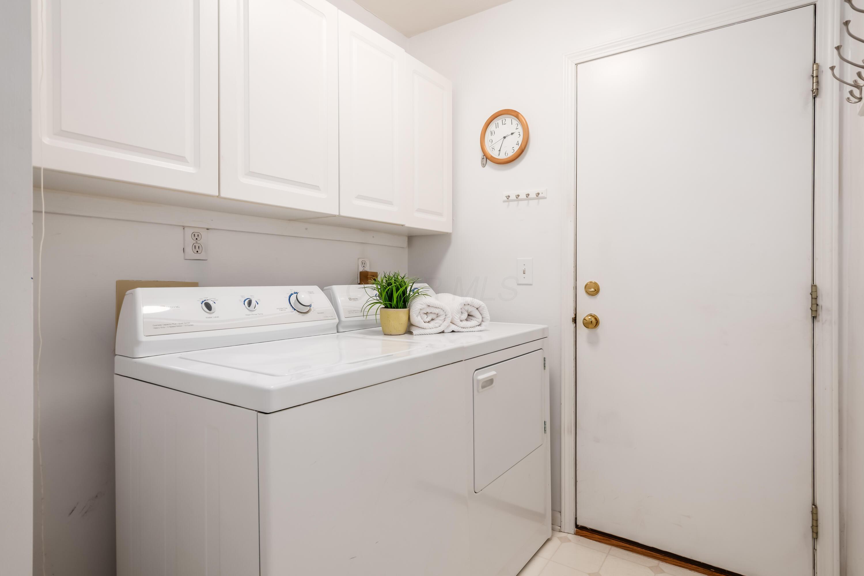 6611 Lower Lake Drive