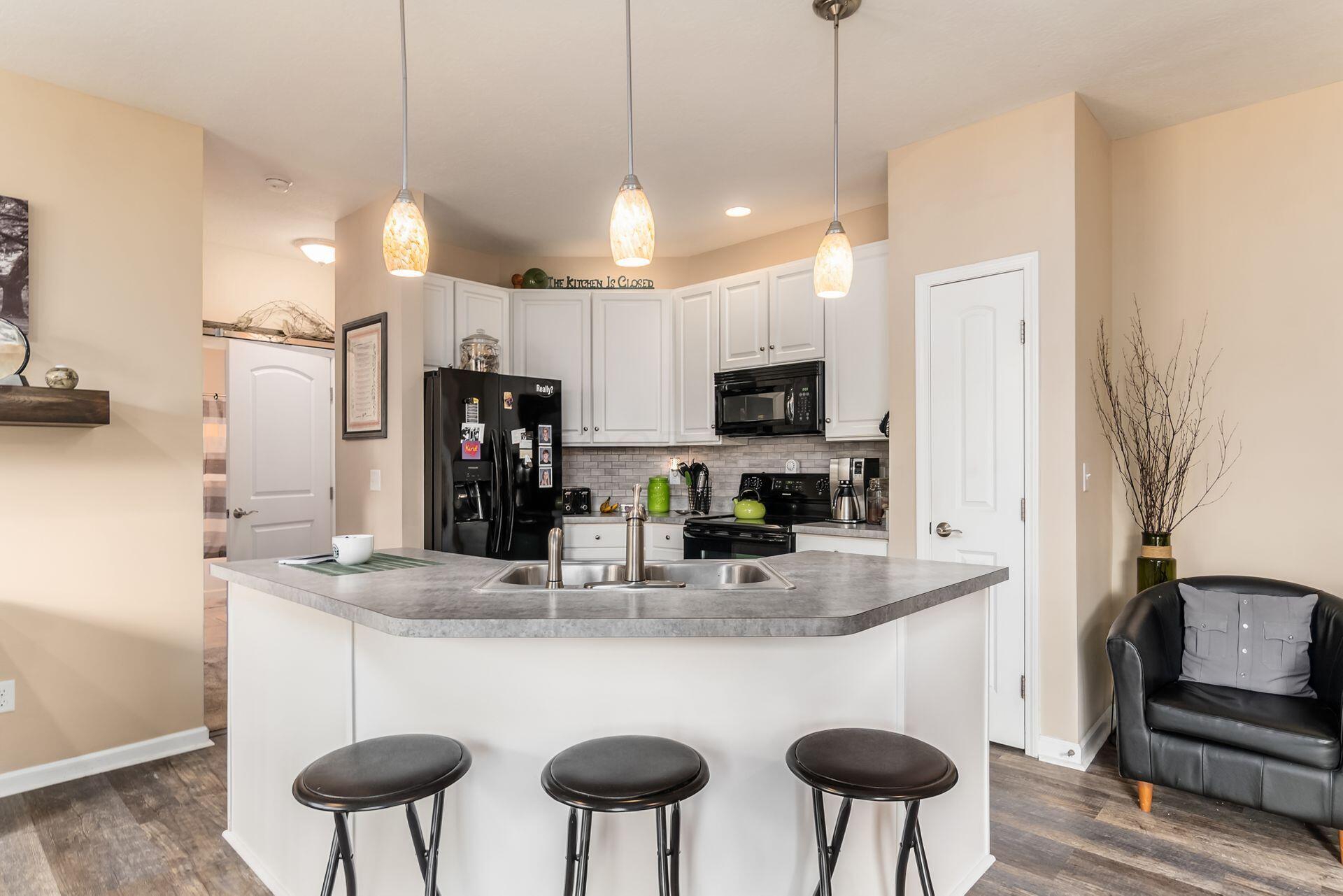 126 Lakes At Cheshire Drive