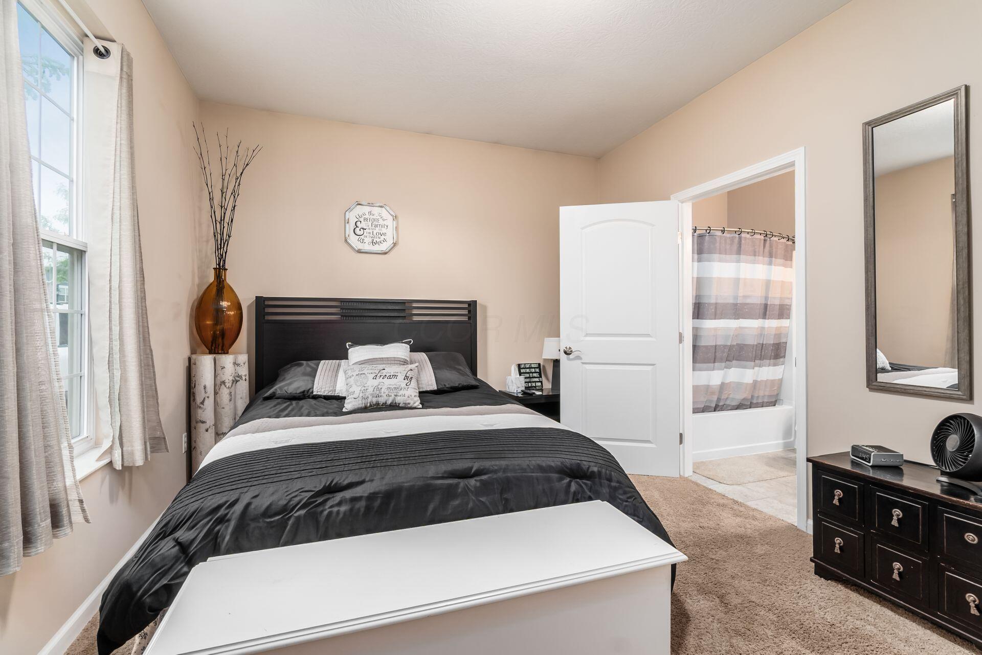 126 Lakes At Cheshire Drive