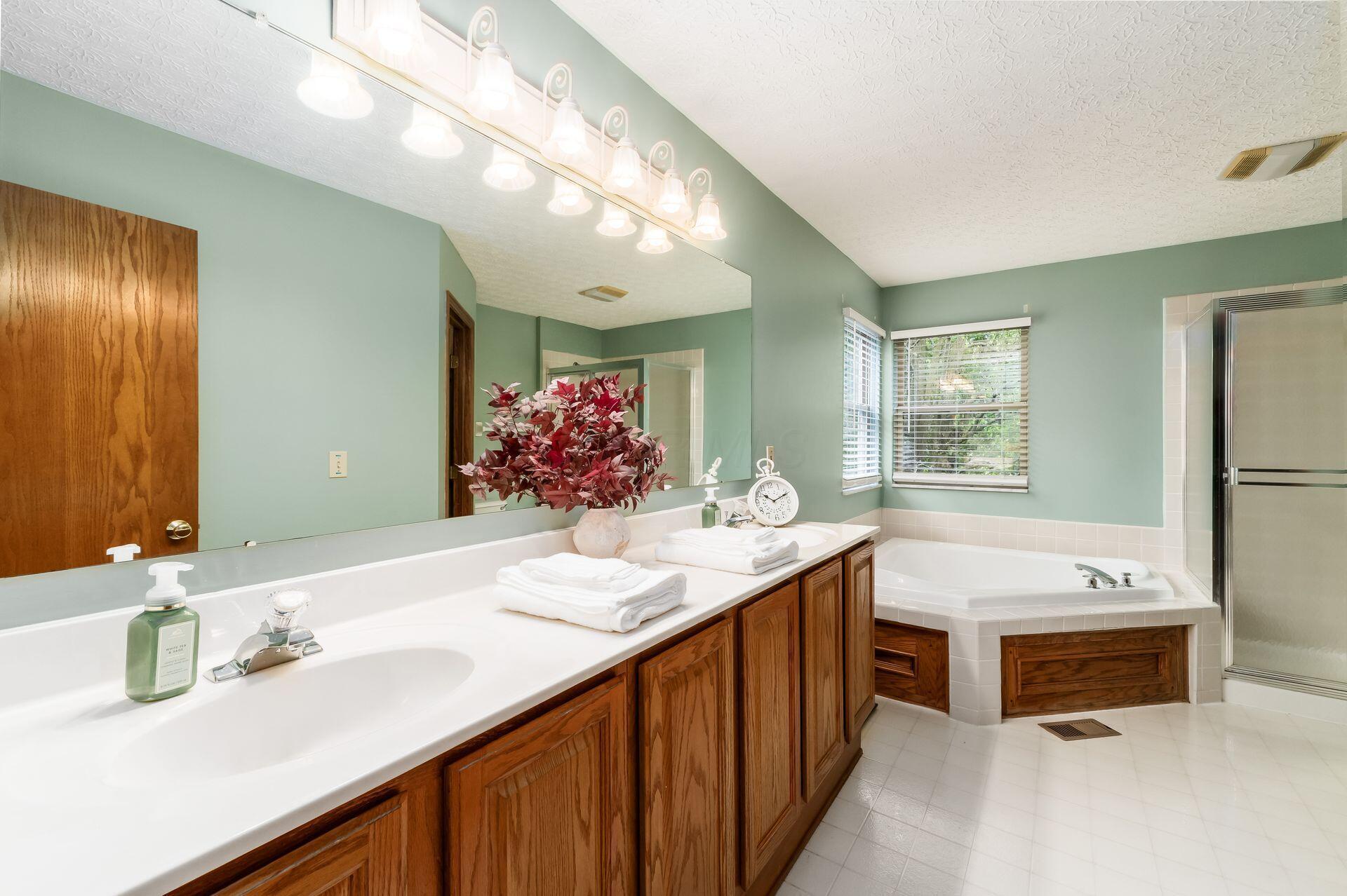 5494 Bullfinch Drive