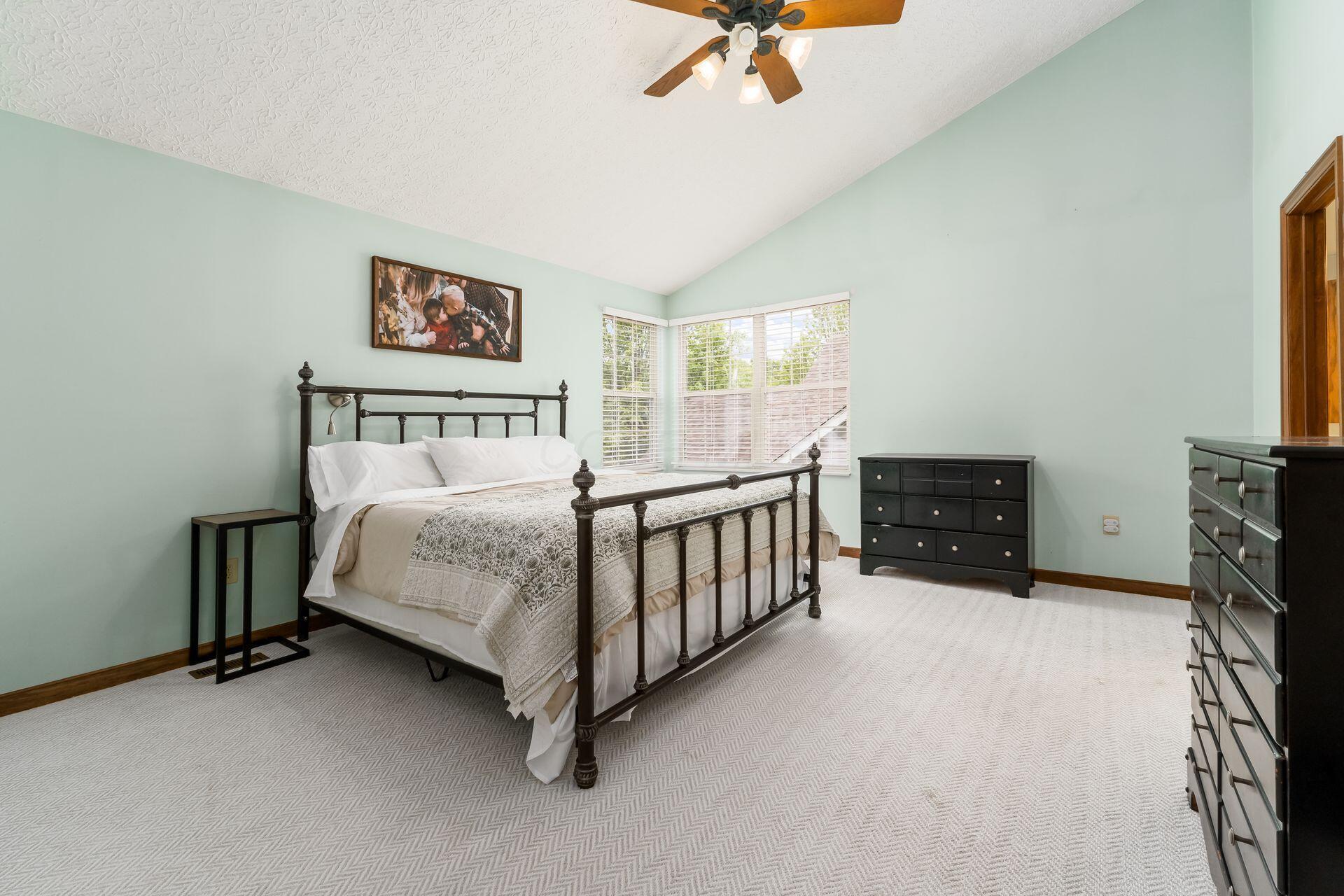 5494 Bullfinch Drive