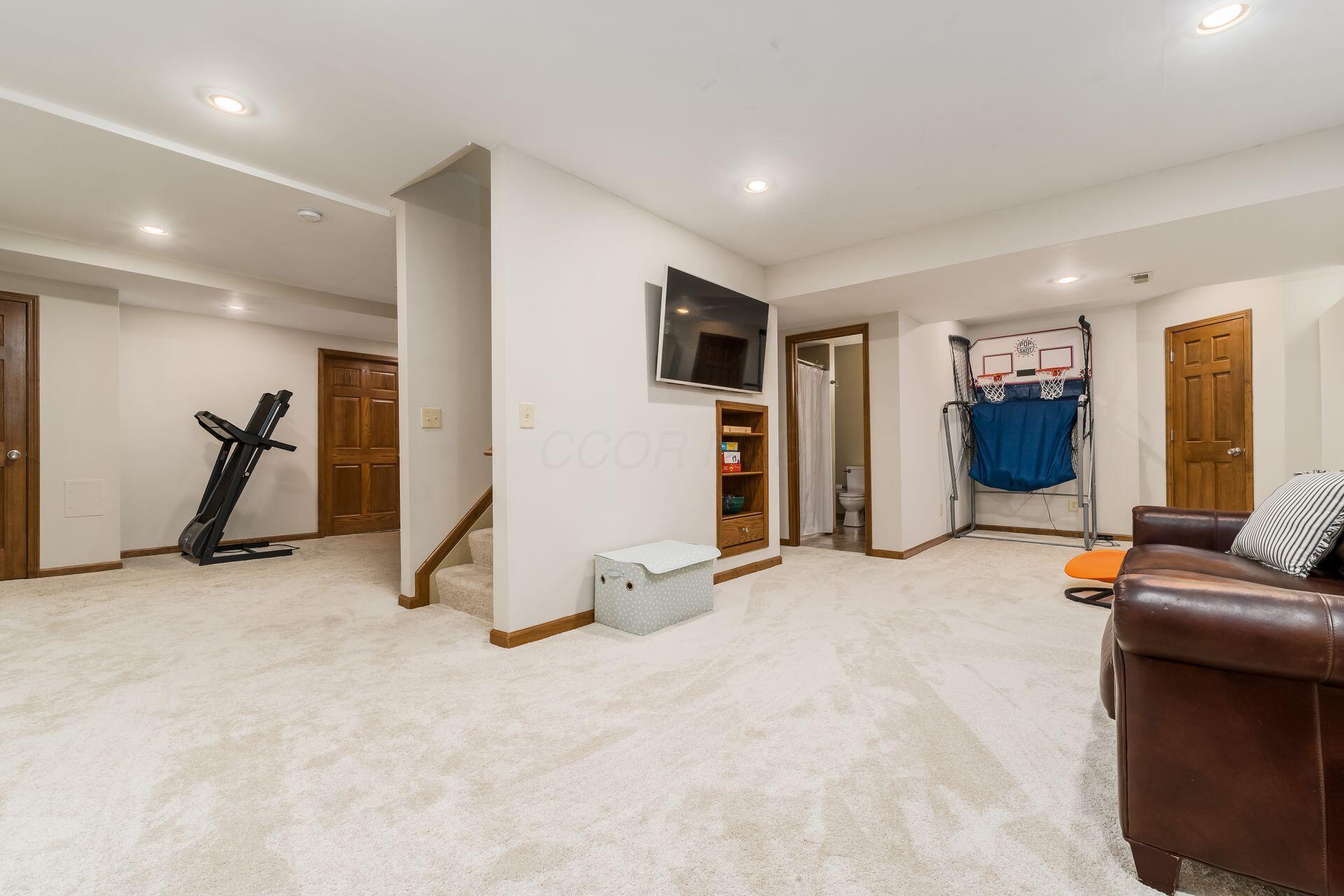 5494 Bullfinch Drive