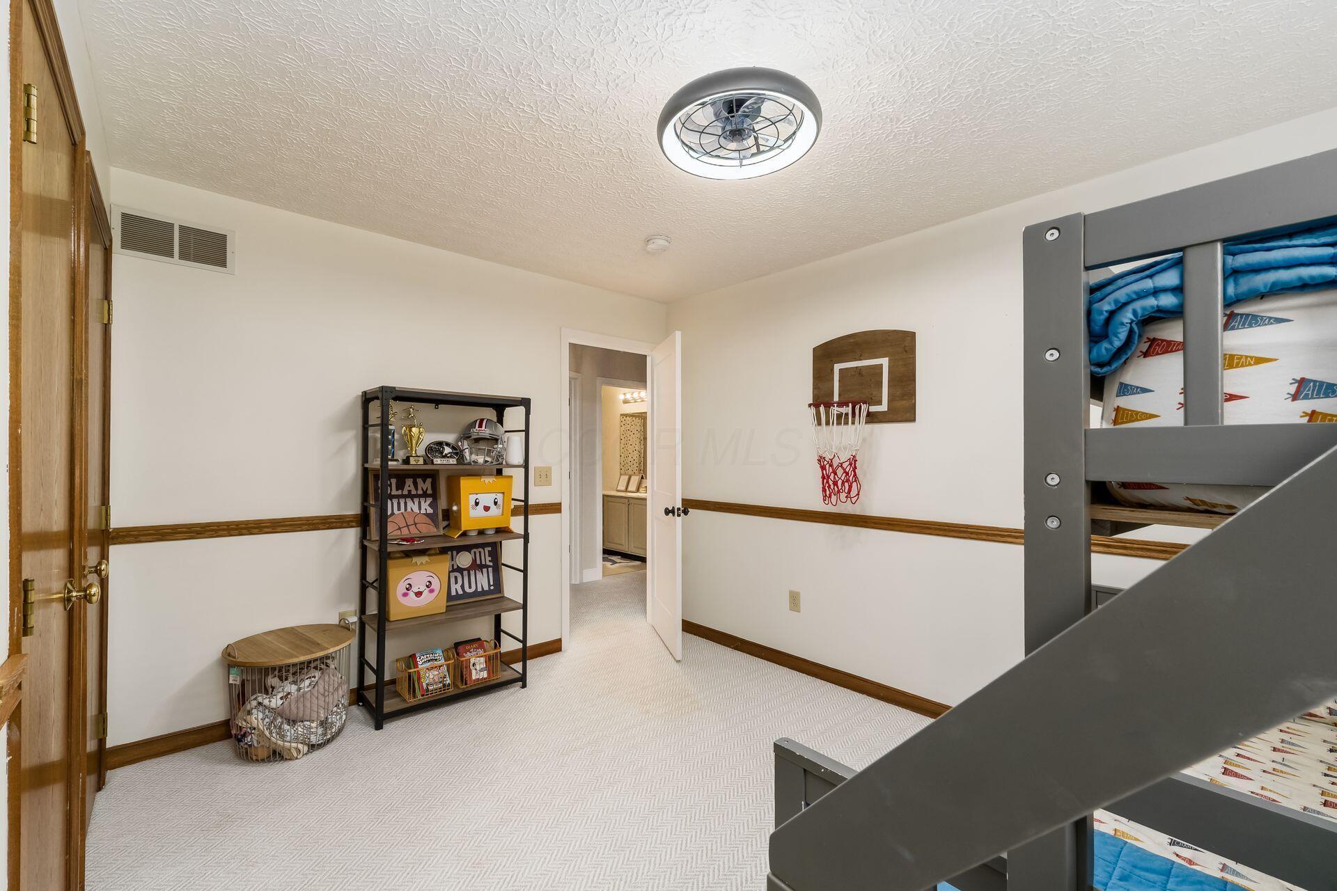 5494 Bullfinch Drive