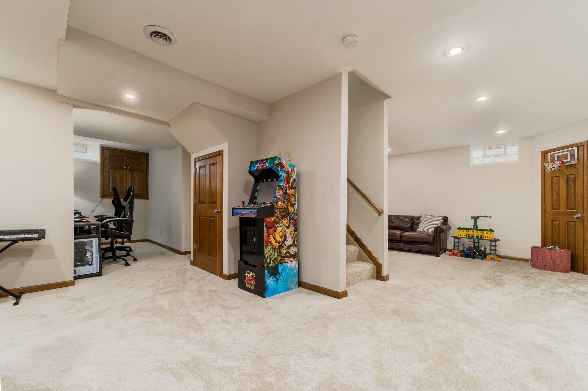 5494 Bullfinch Drive