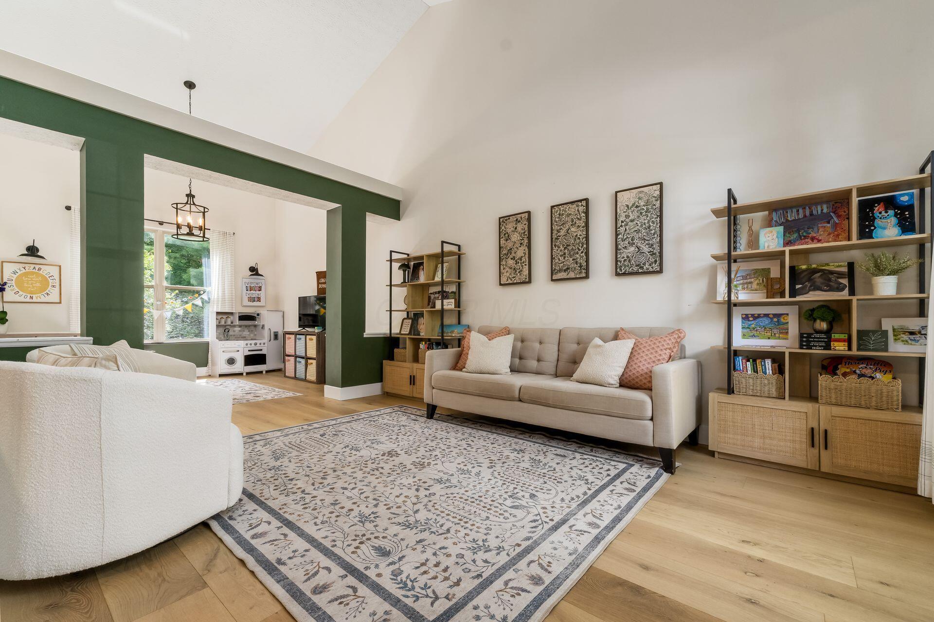 5494 Bullfinch Drive