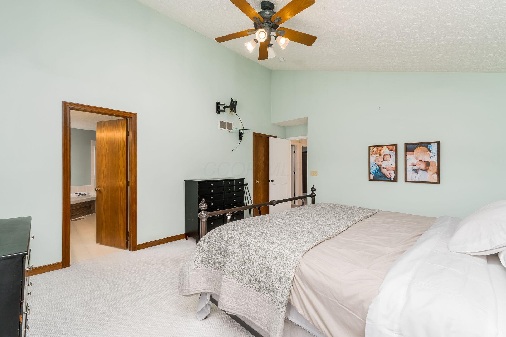 5494 Bullfinch Drive