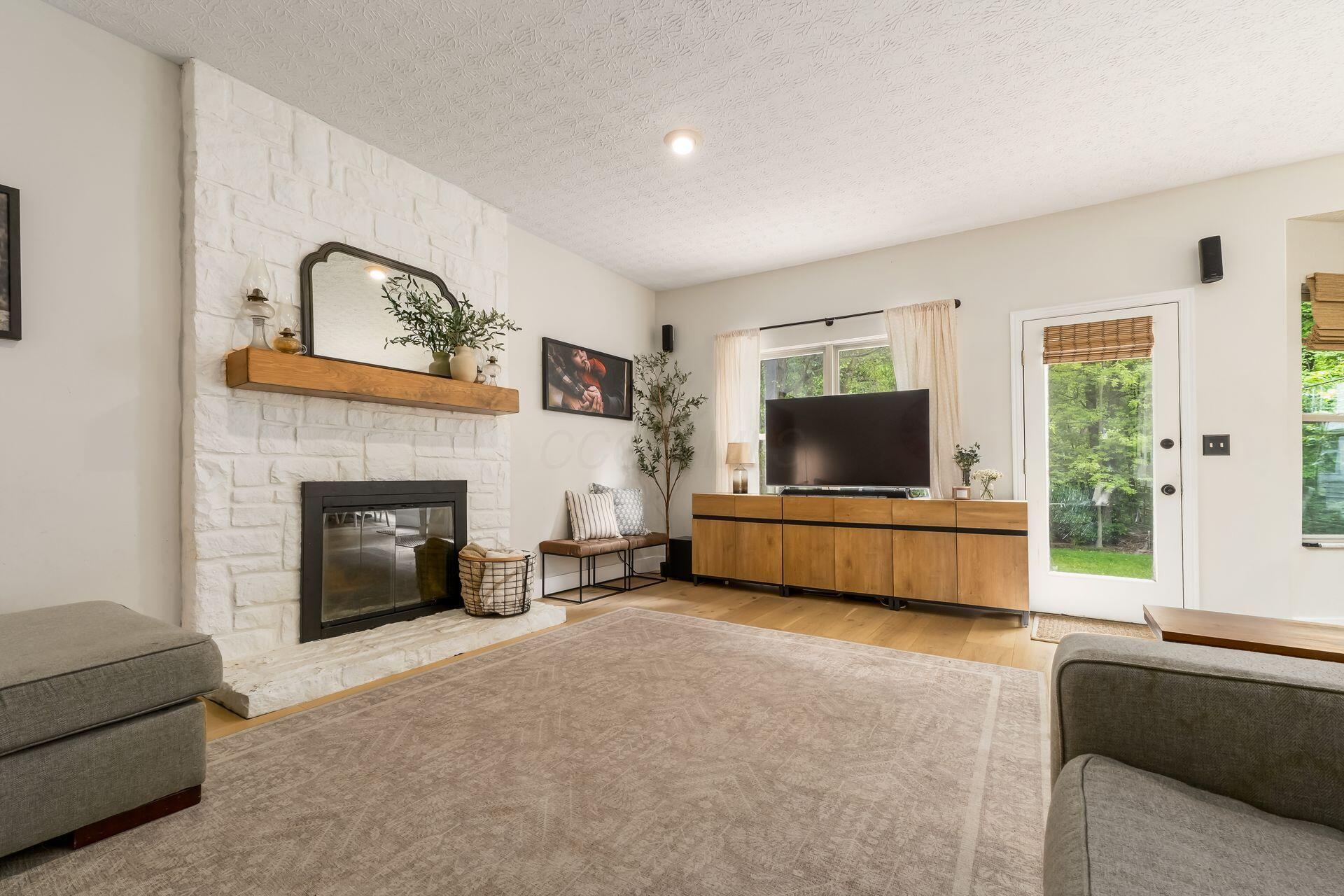 5494 Bullfinch Drive