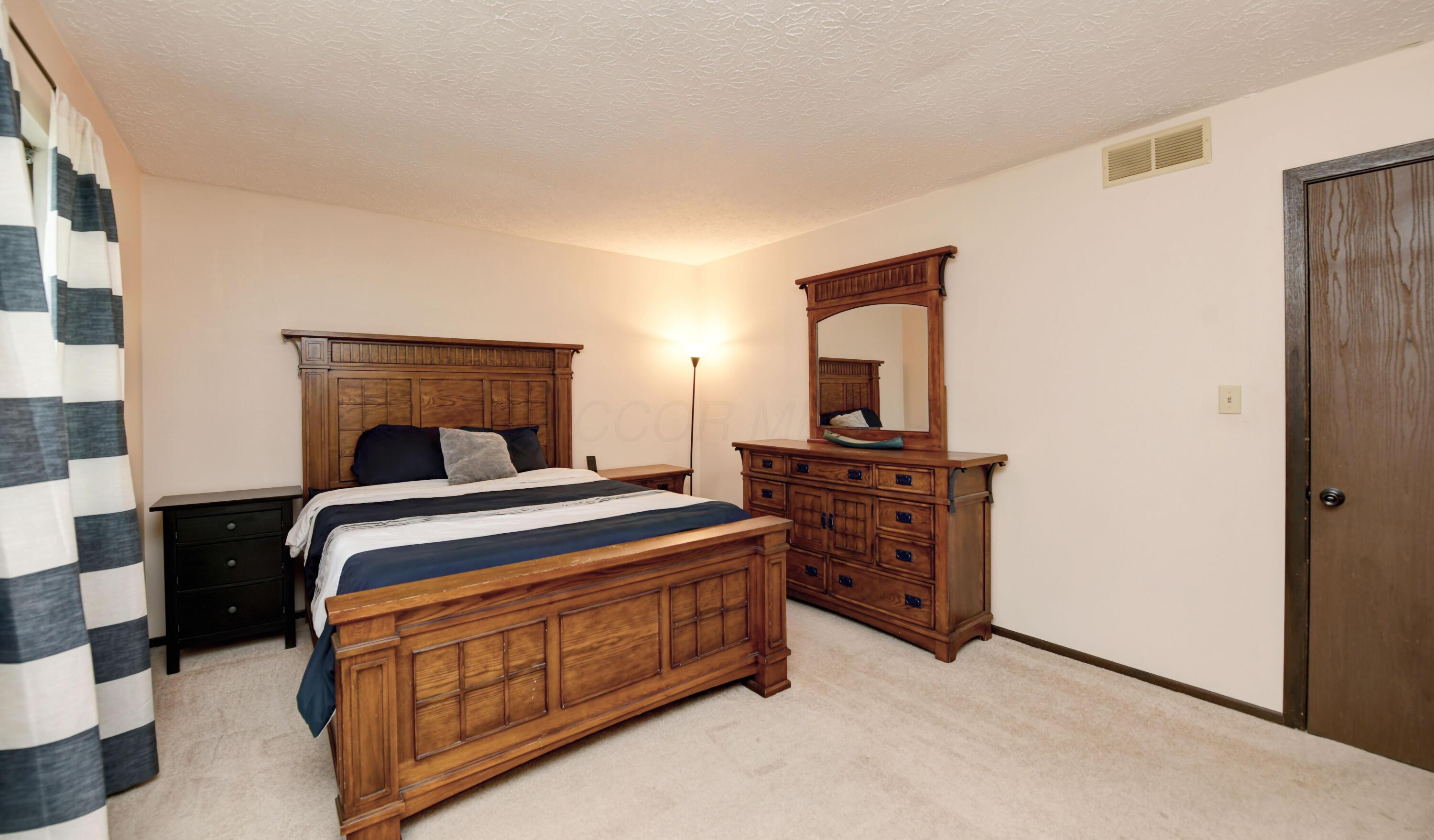 4088 Willow Hollow Drive