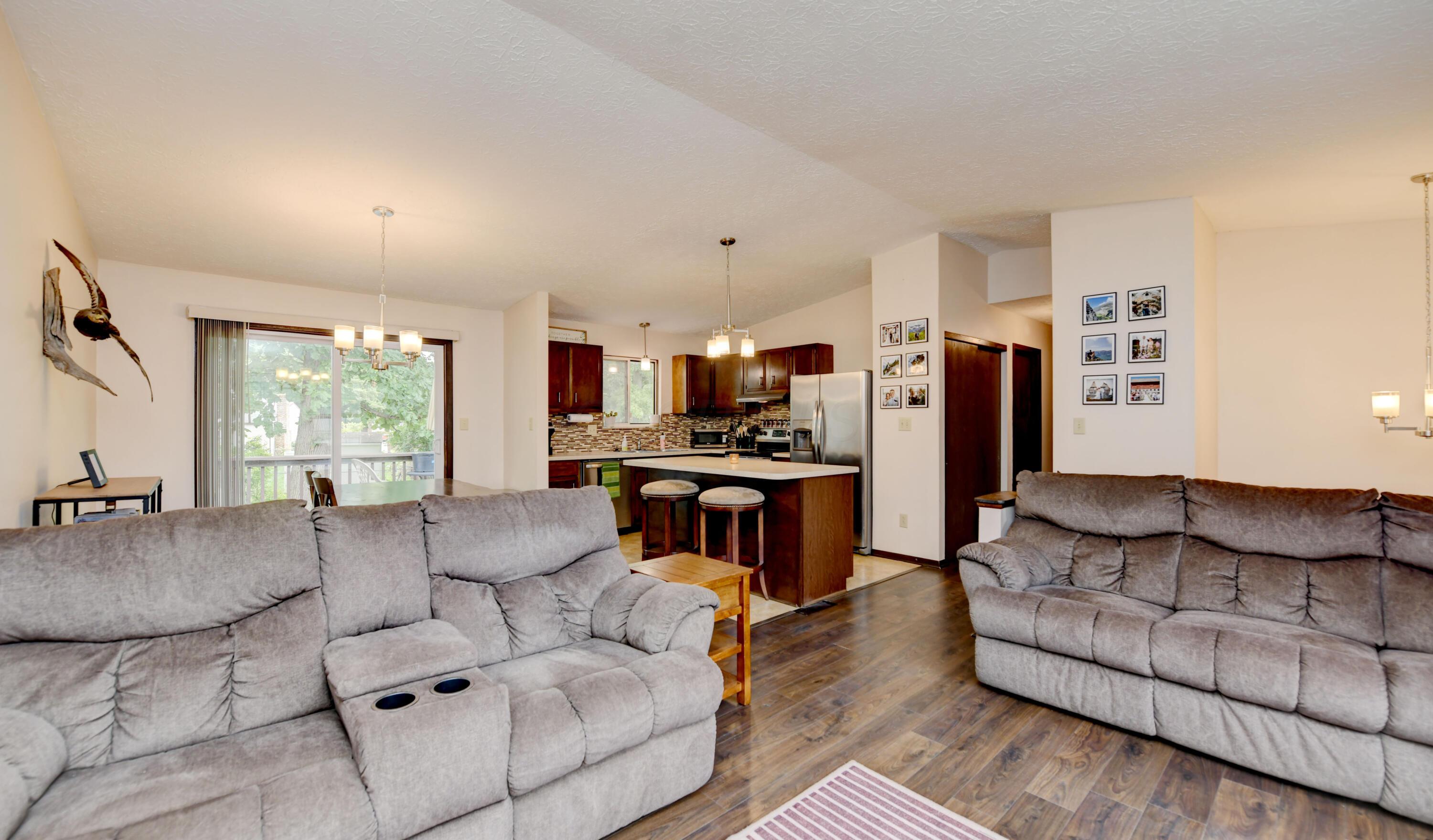 4088 Willow Hollow Drive