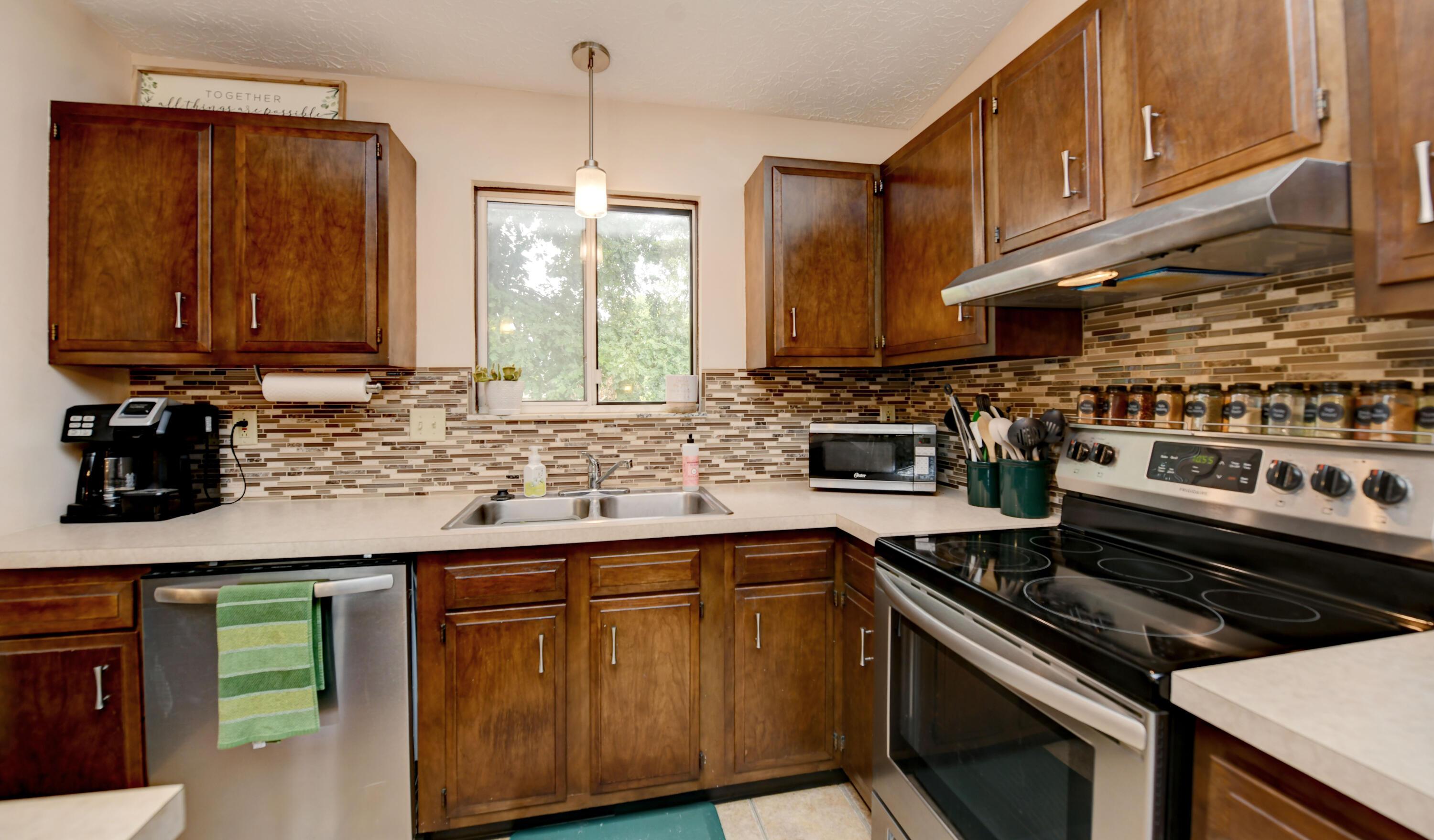 4088 Willow Hollow Drive