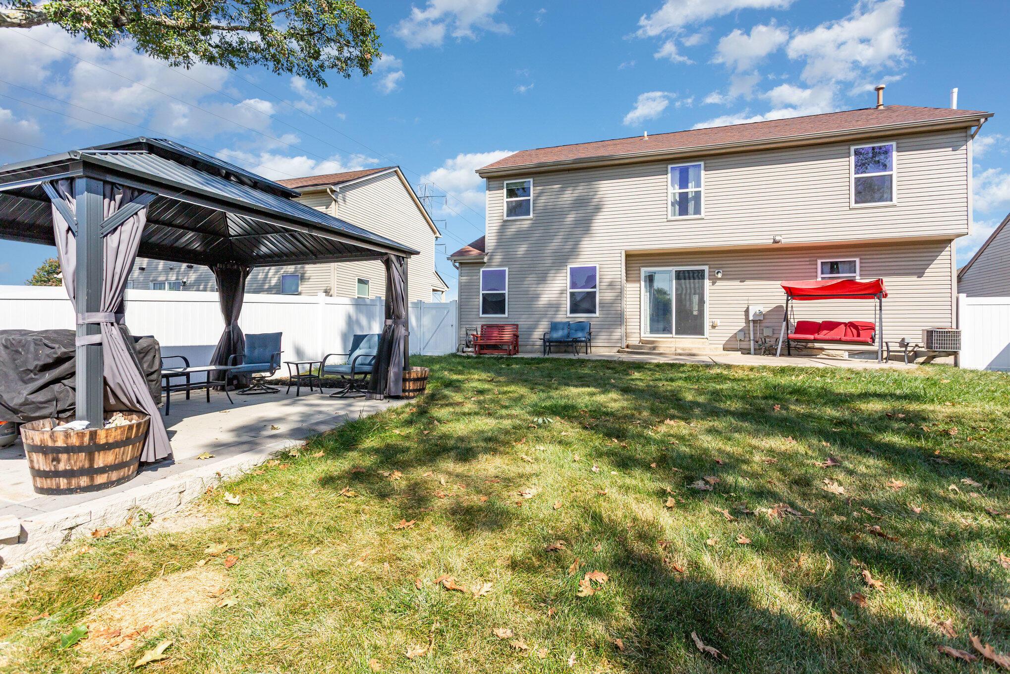 4315 Knoll Crest Drive, Grove City