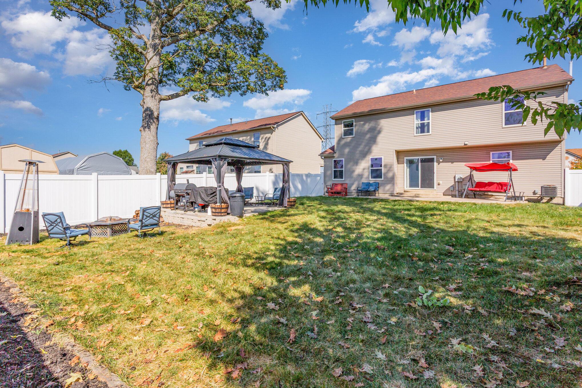 4315 Knoll Crest Drive, Grove City