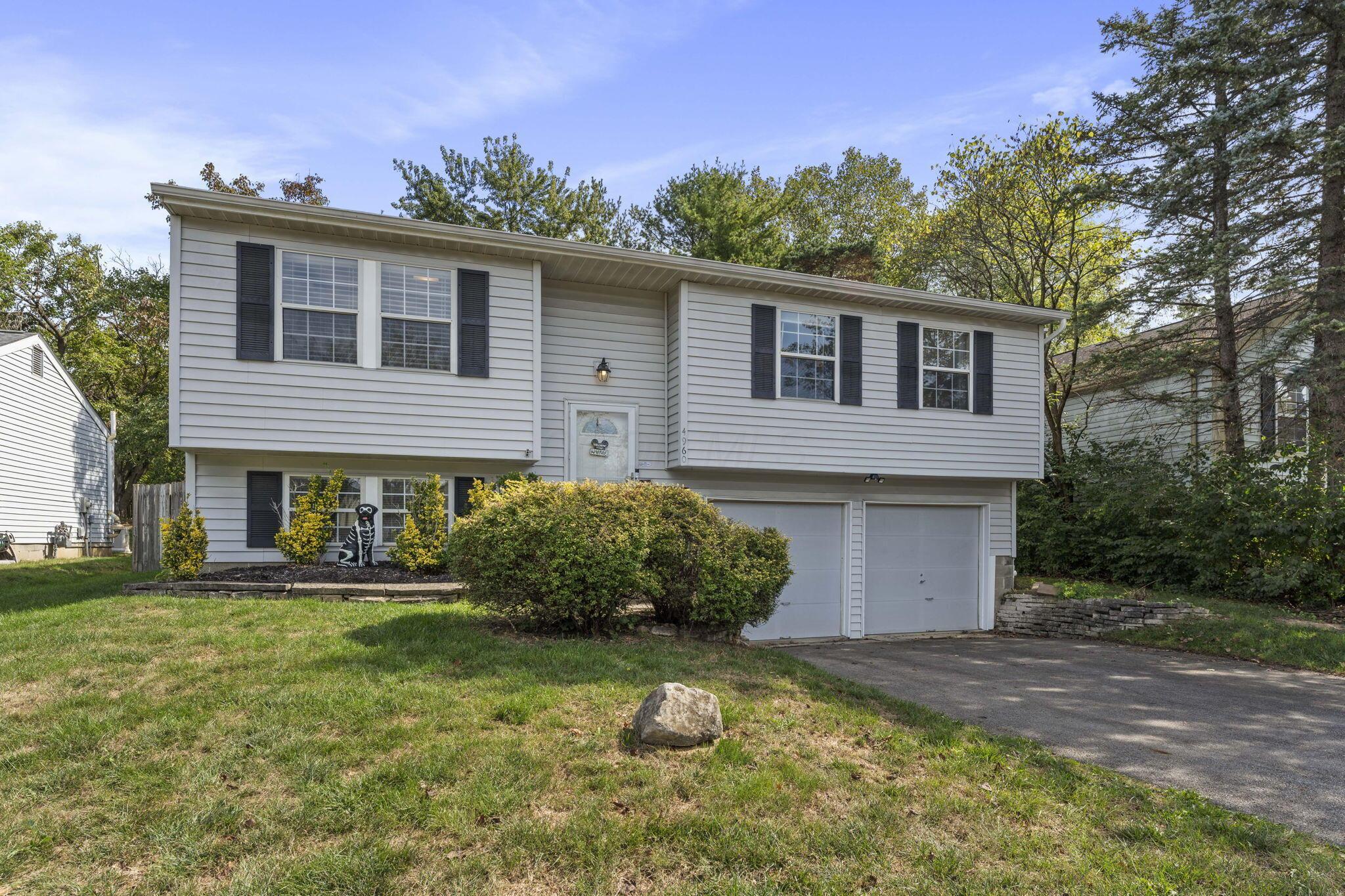 4960 Honeysuckle Boulevard