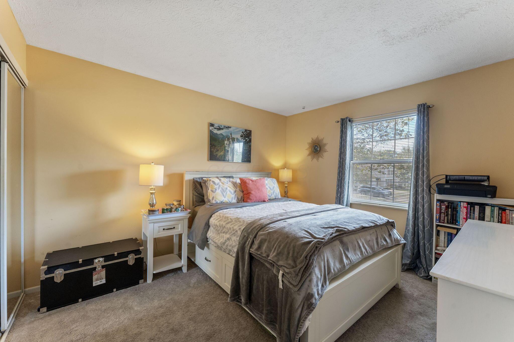 4960 Honeysuckle Boulevard