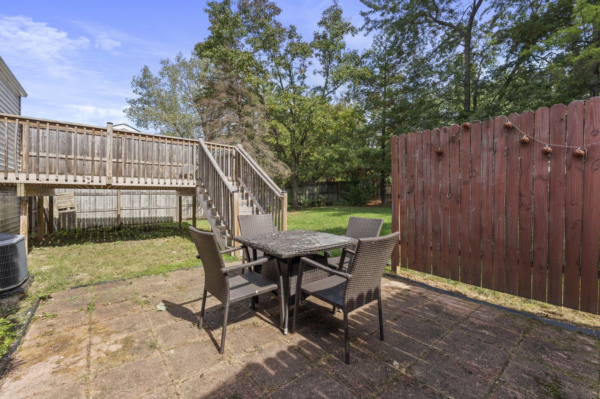 4960 Honeysuckle Boulevard