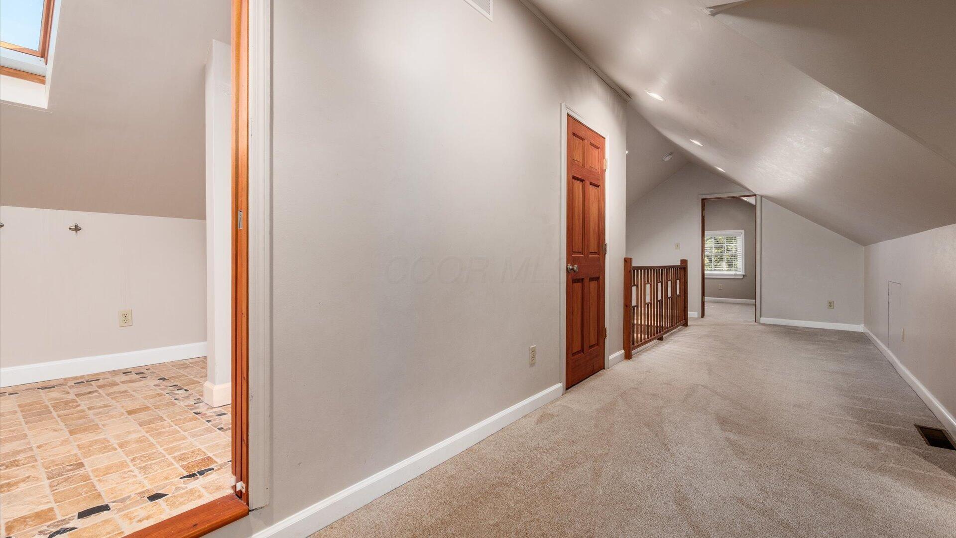 2728 W Ridgewood Circle