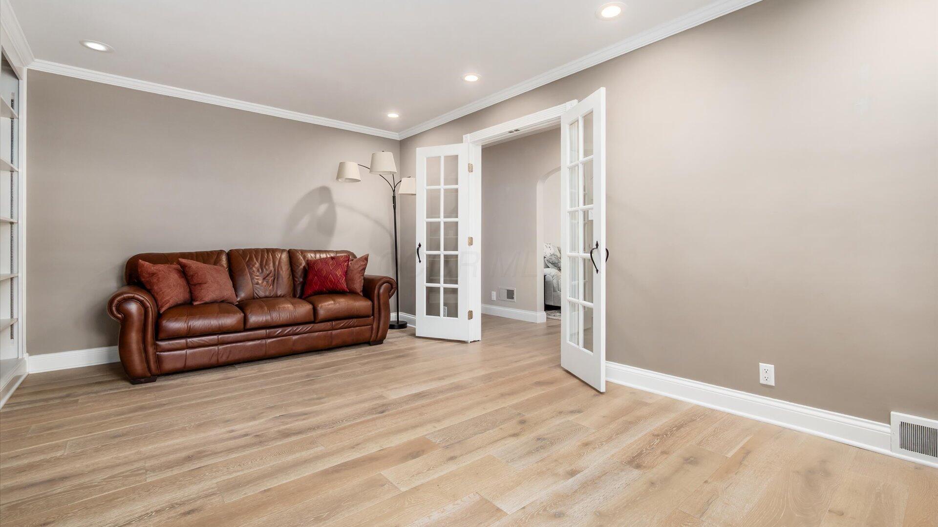 2728 W Ridgewood Circle