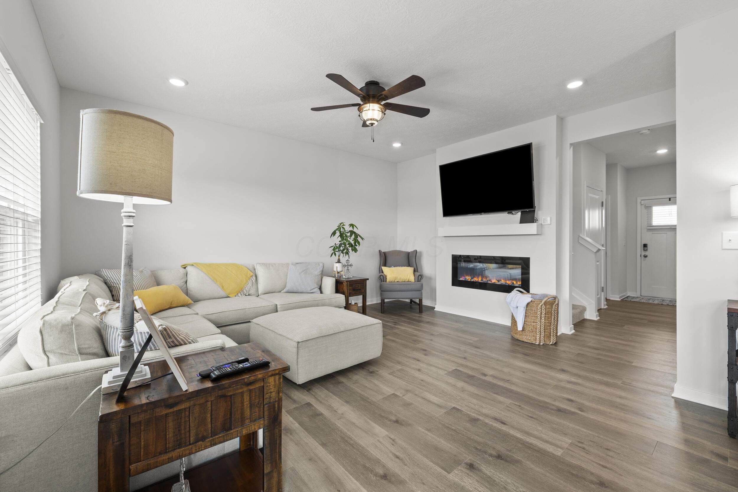 706 Leslie Drive
