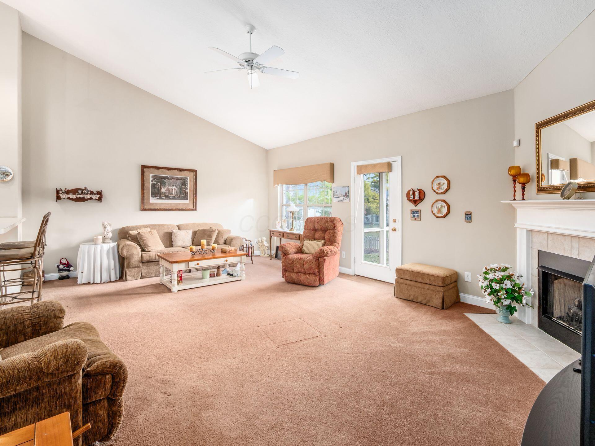 373 Wyndham Park S
