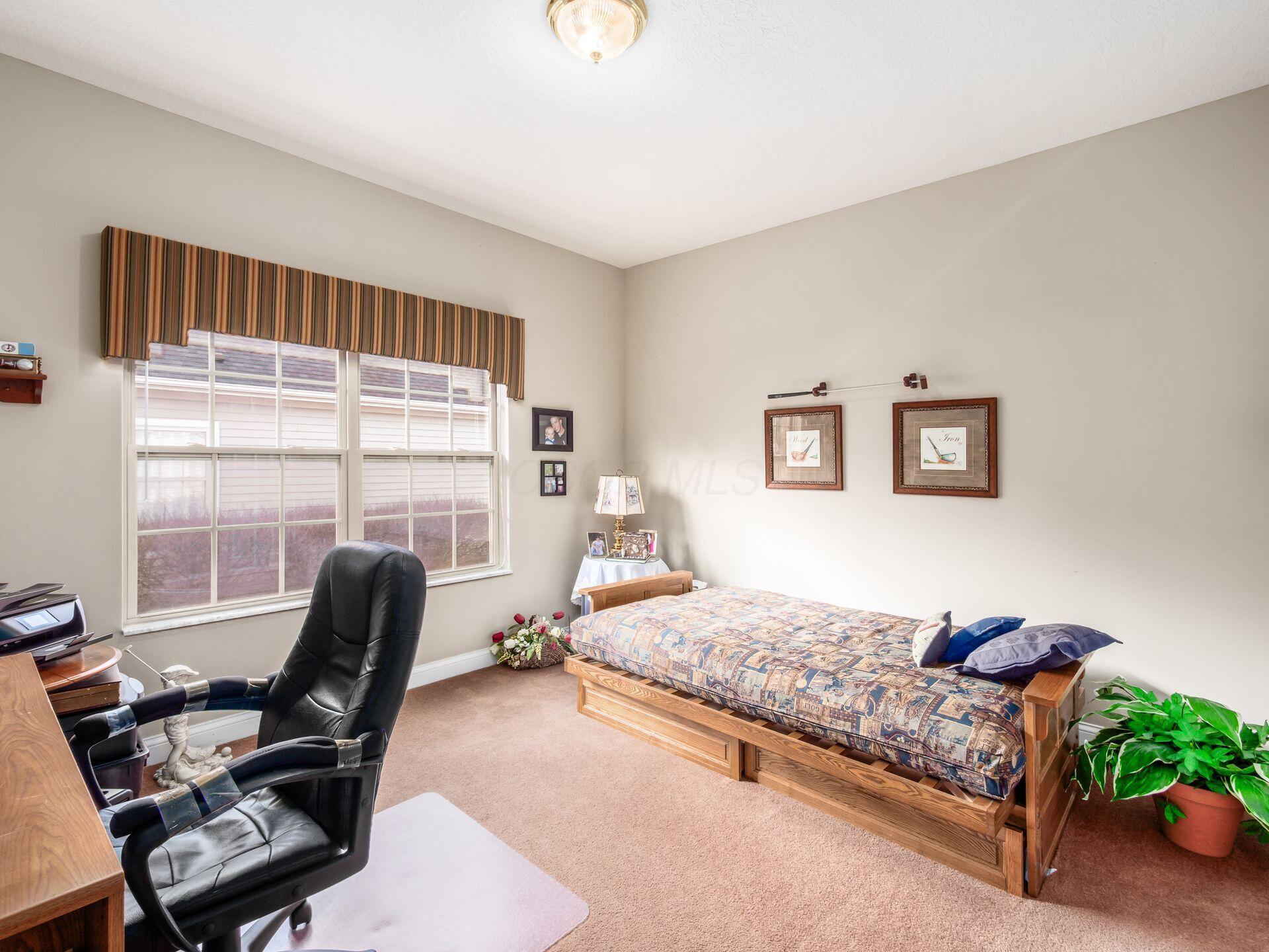 373 Wyndham Park S
