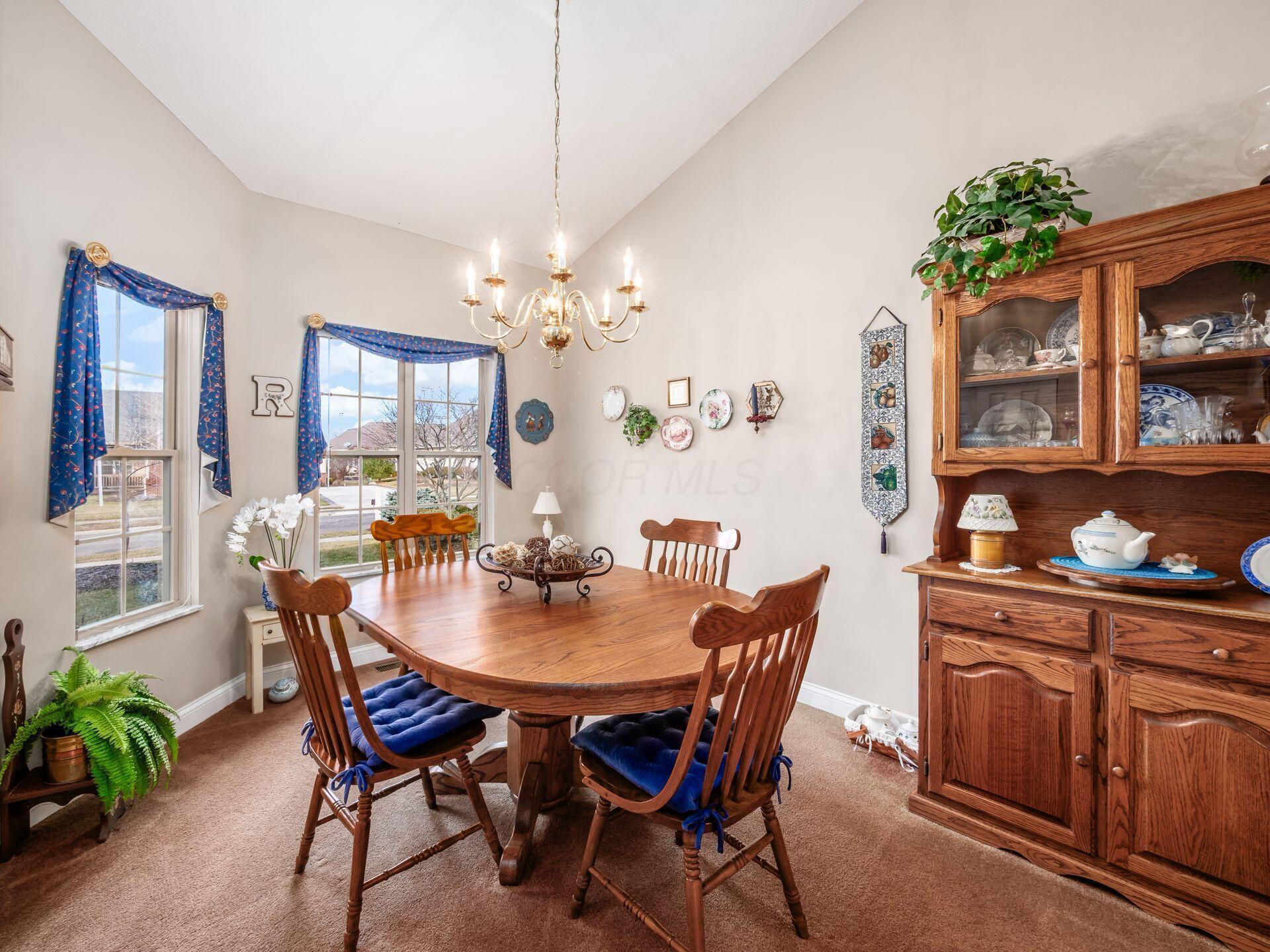 373 Wyndham Park S