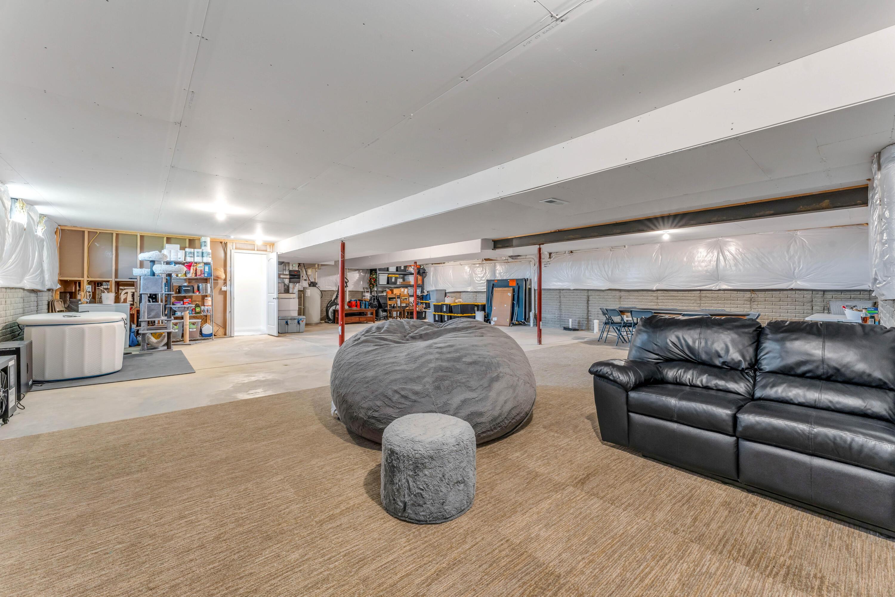 8619 Landrace Place