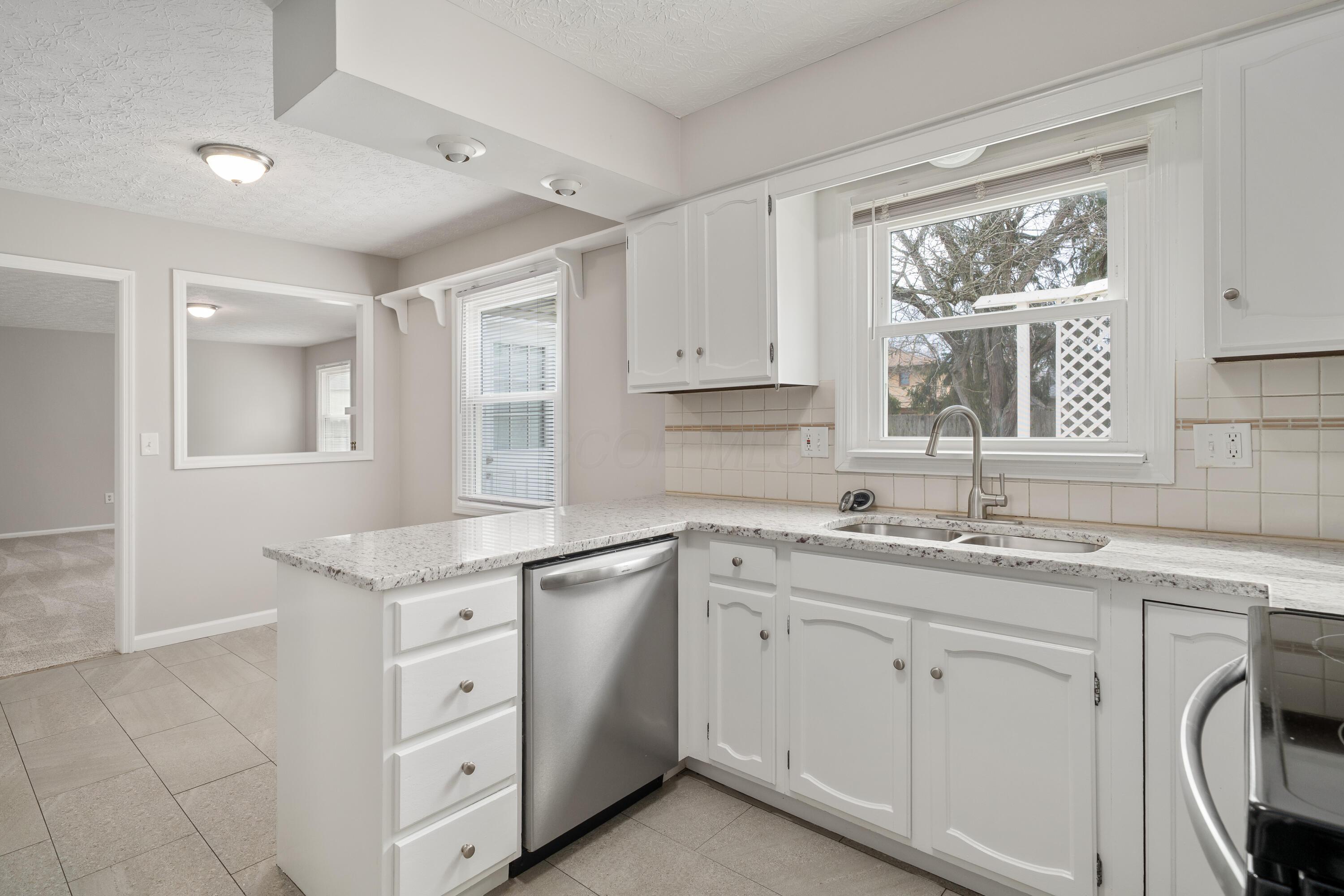 7641 Old Foxe Court