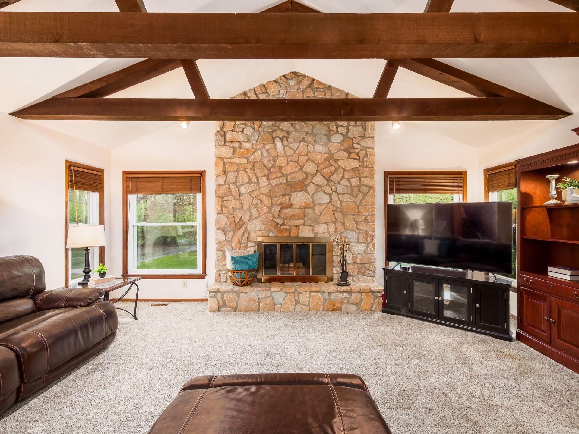 4381 Briarwood Drive